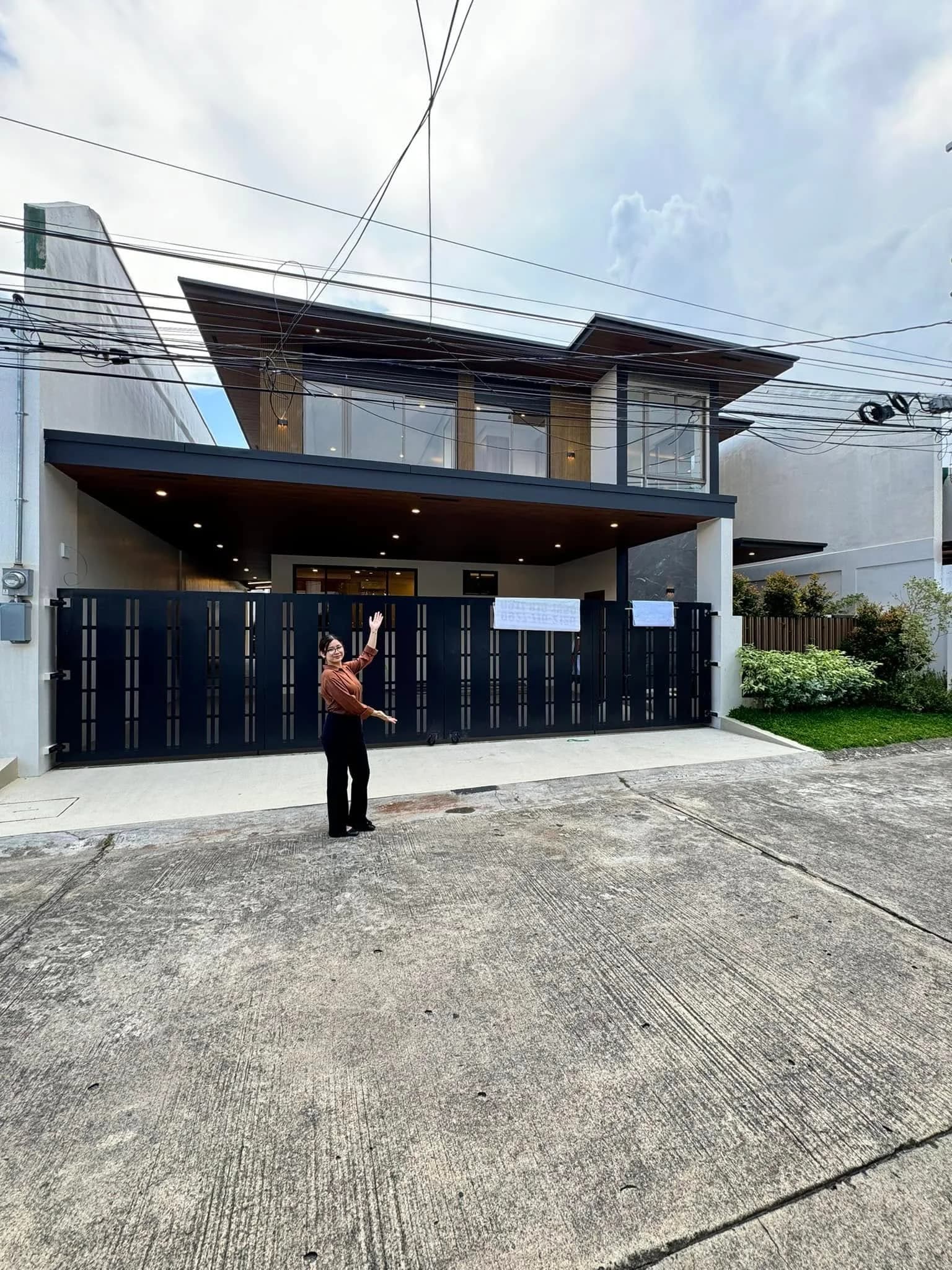Brand New Lavish House and Lot For Sale in BF Homes Parañaque City