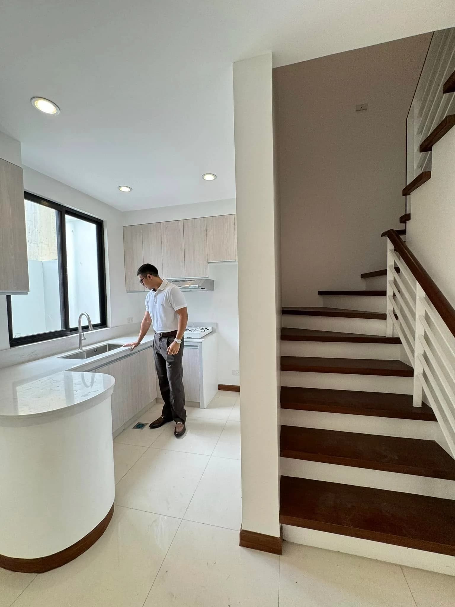 Brand New Modern 4BR Townhouse For Sale in Marimar Village Paranaque City