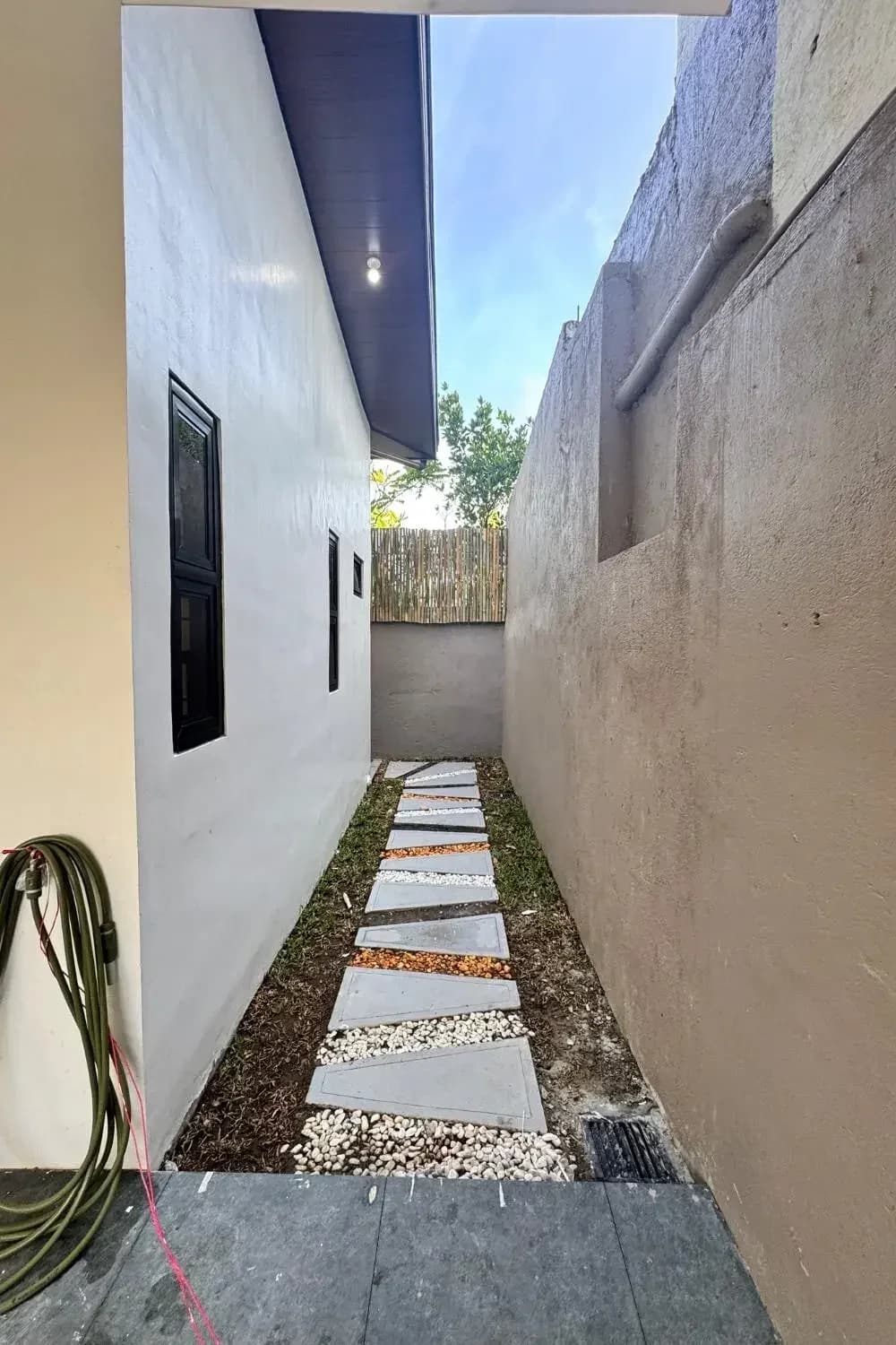 Brand New Modern Bungalow House And Lot For Sale in BF Resort Village, Las Pinas City