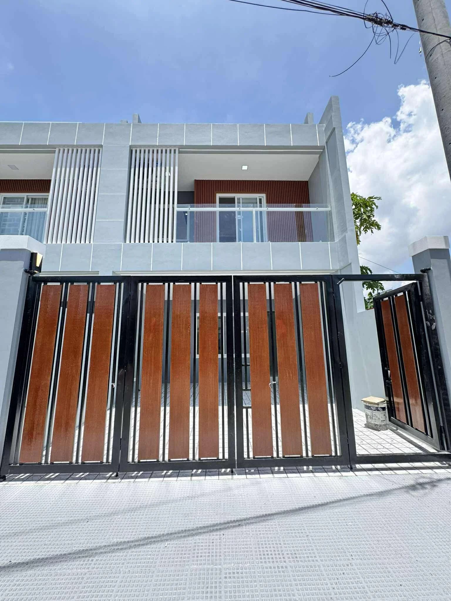 Brand New Duplex House and Lot For Sale in Meadowood Executive Village, Bacoor, Cavite