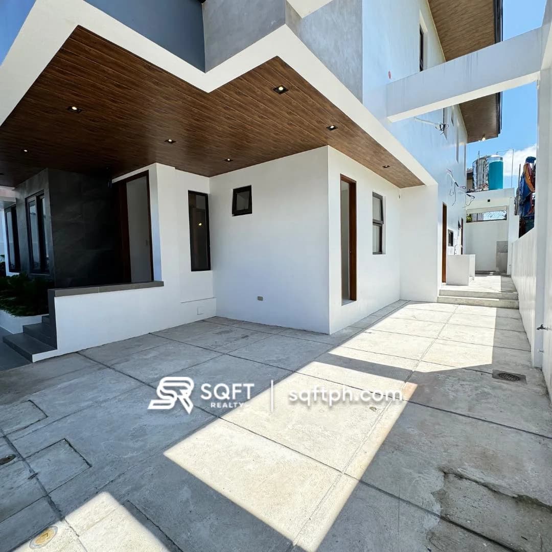 Brand New Modish House and Lot For Sale in BF Homes Paranaque