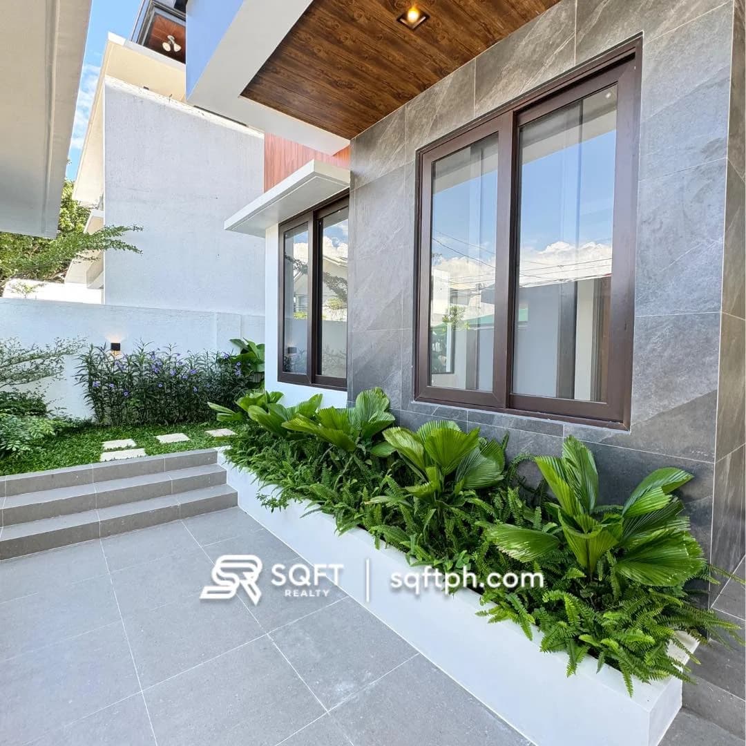 Brand New Modish House and Lot For Sale in BF Homes Paranaque