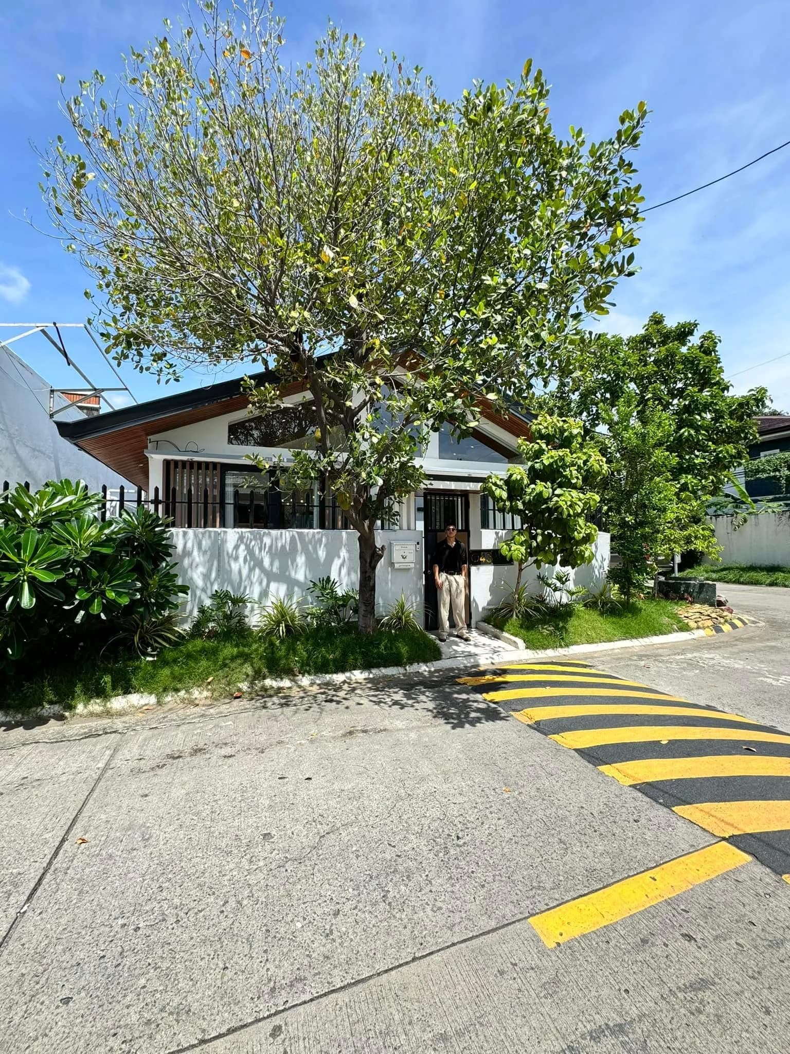 Modern Exquisite Solar Powered 4BR Smart Home For Sale in BF Homes, Parañaque City