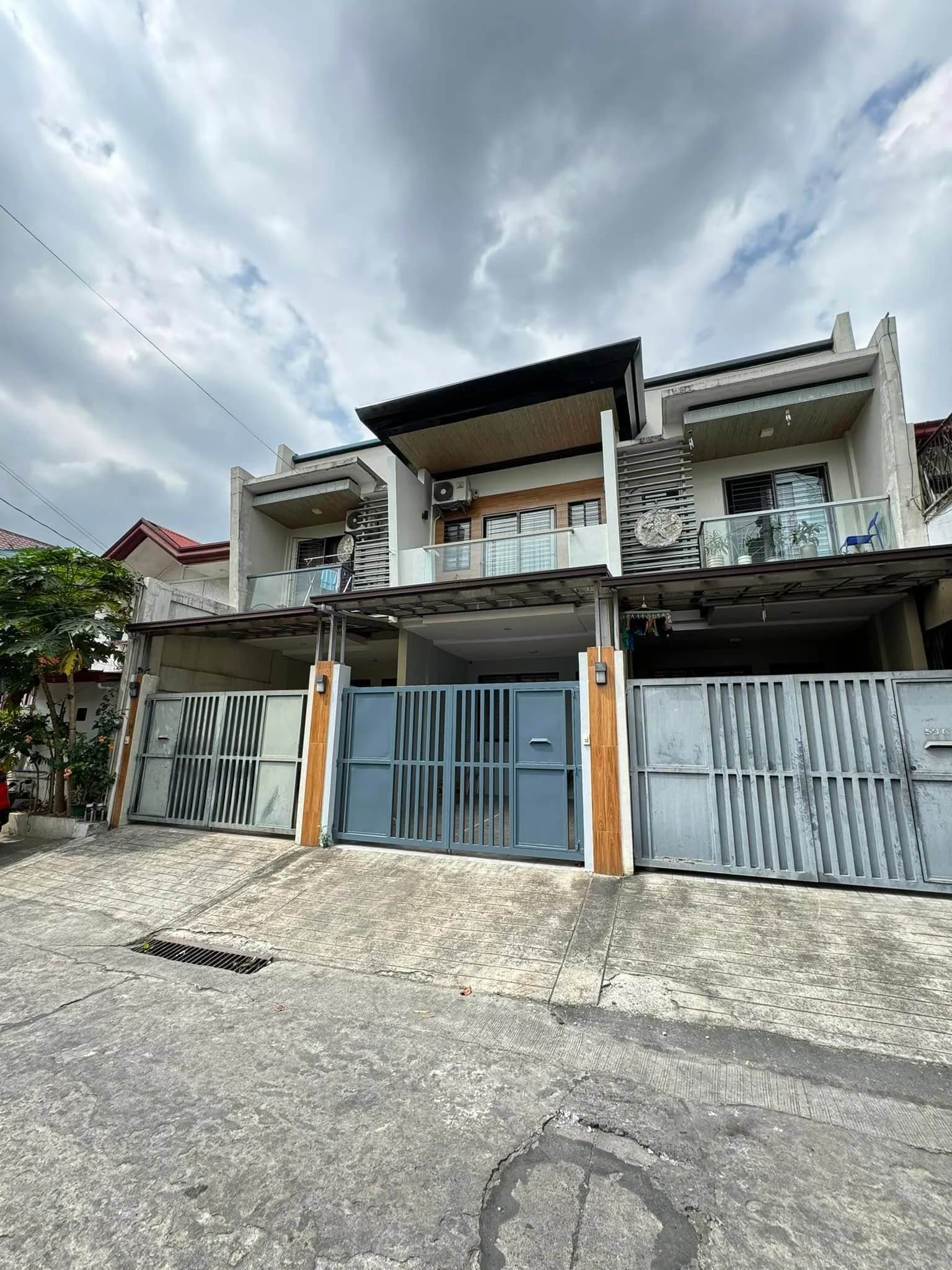 Rush Sale: Elegant 3BR Townhouse in Tandang Sora, Quezon City