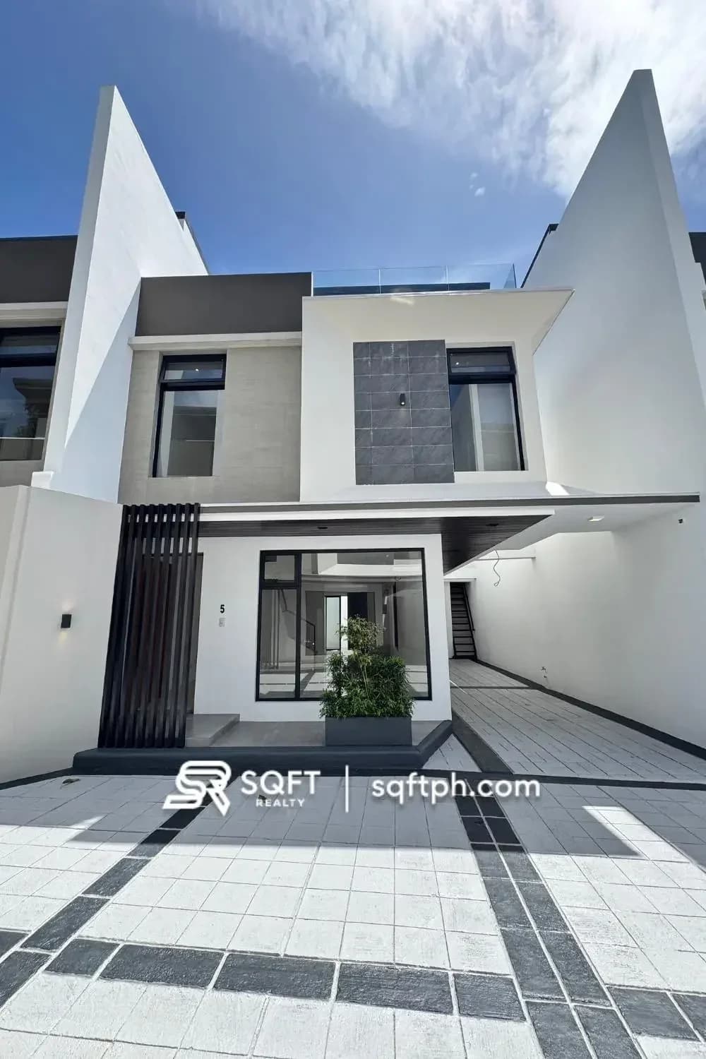 Brand New Elegant Townhomes ( Unit 5 ) For Sale in BF Homes, Paranaque City