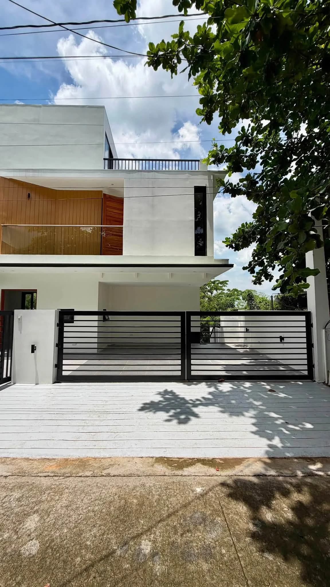Modern Australian-Inspired House & Lot For Sale in Monteverde Royale, Taytay, Rizal (Very Low DP Promo!) — Photo 4