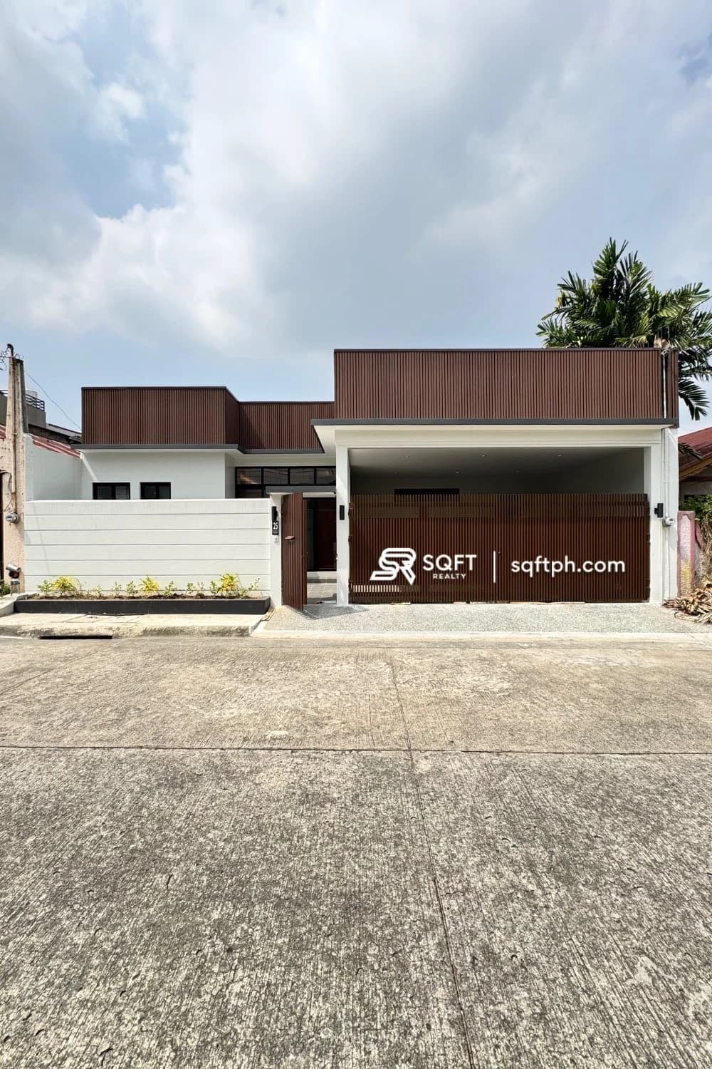 Brand New Modern 4BR Bungalow For Sale In BF Resort Village, Las Piñas City