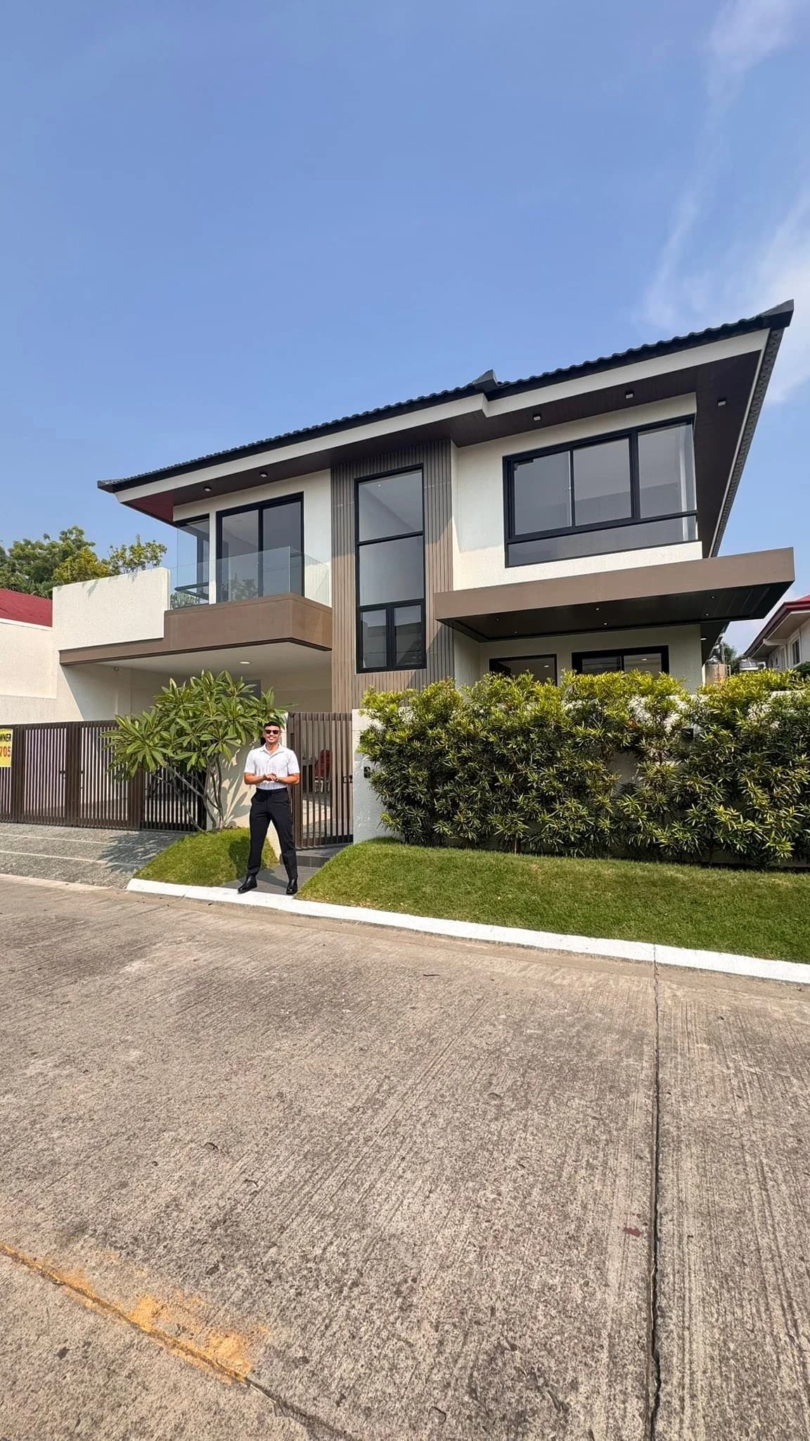 Brand New Modern 4BR House and Lot For Sale in BF Homes, Parañaque City — Photo 3