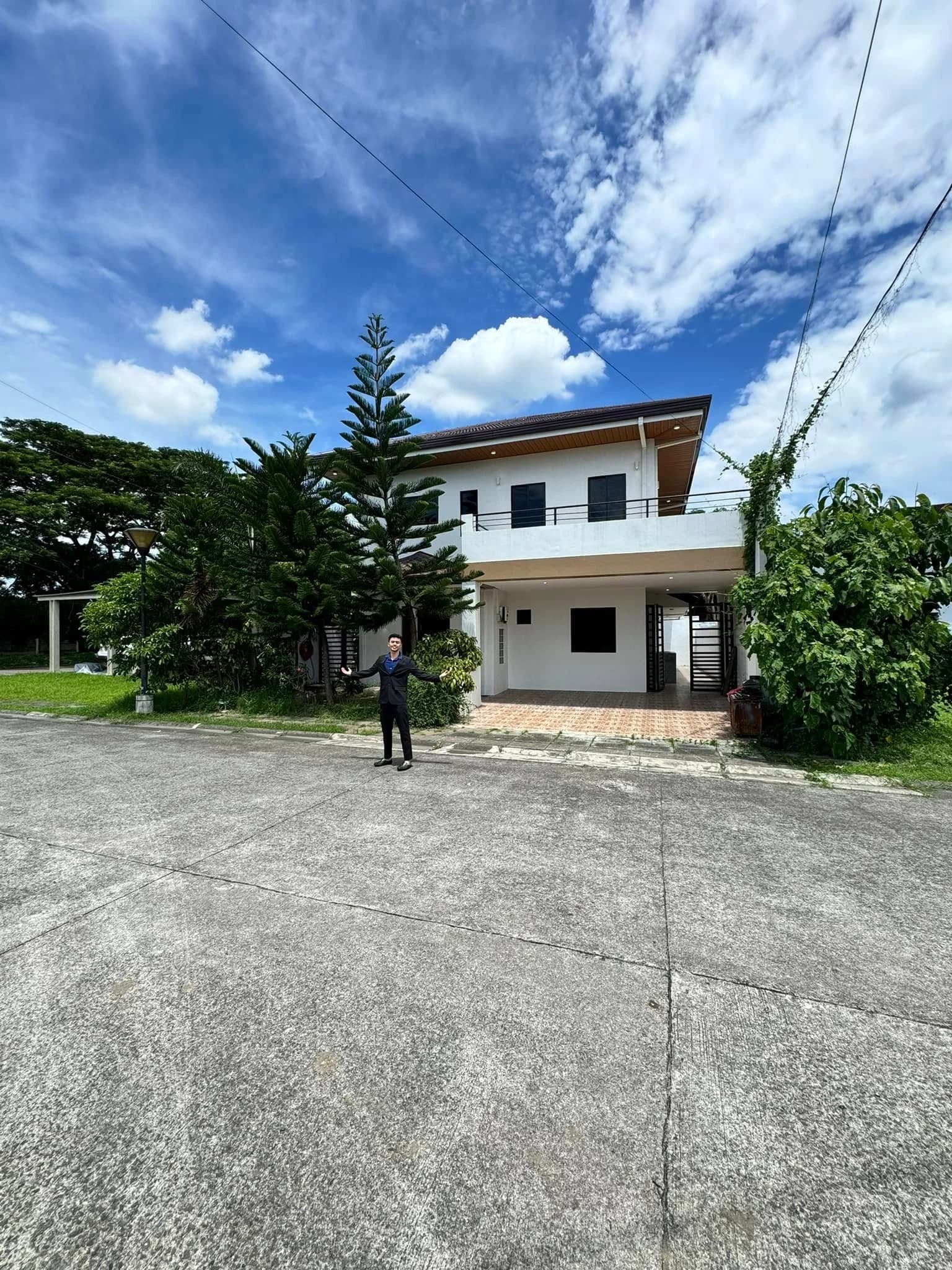 Newly Renovated 4BR Semi Furnished House and Lot in Verdana Homes, Biñan, Laguna