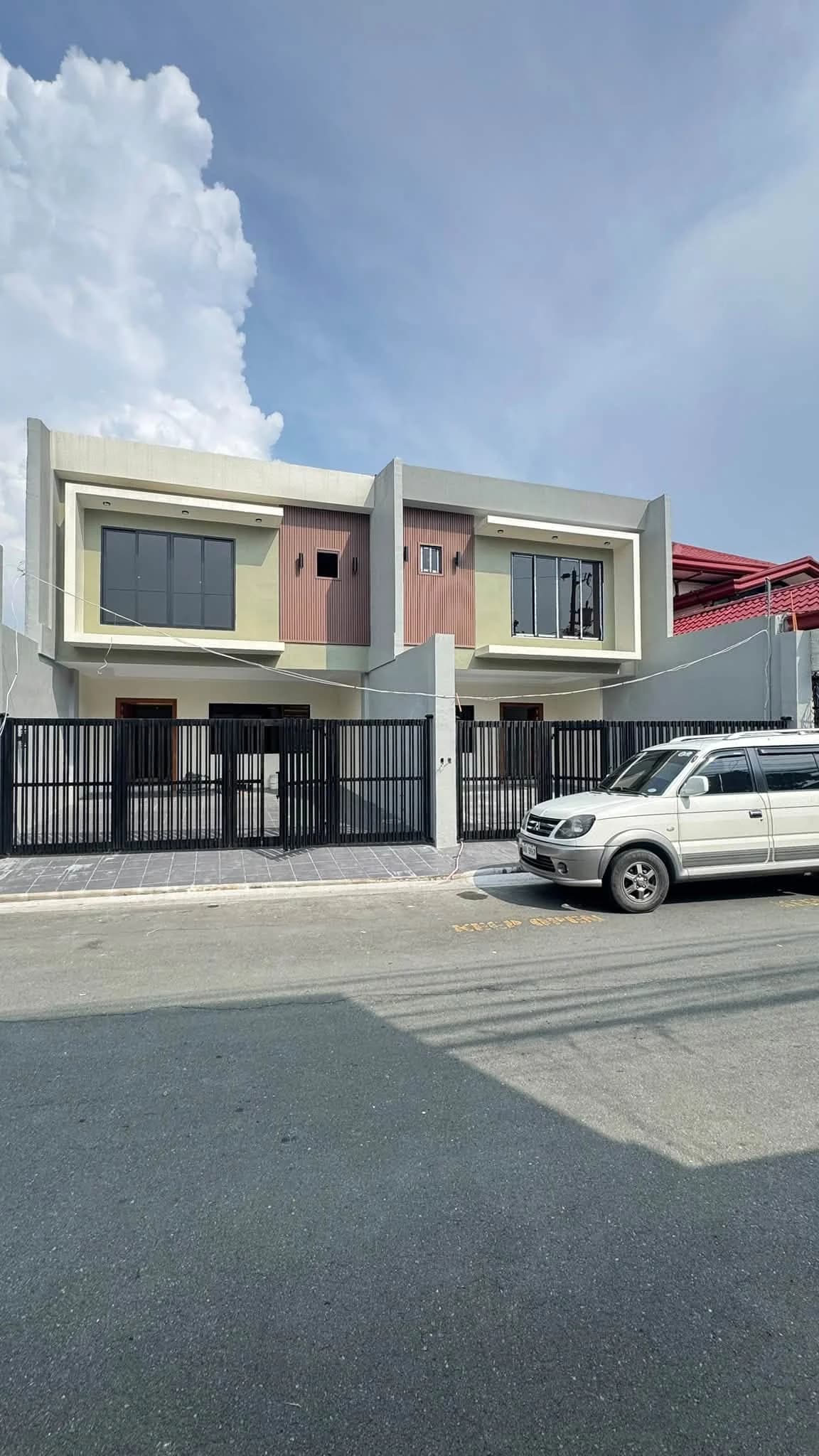 Brand New 4BR House and Lot For Sale in Sta. Cecilia Village, Las Piñas City — Photo 2