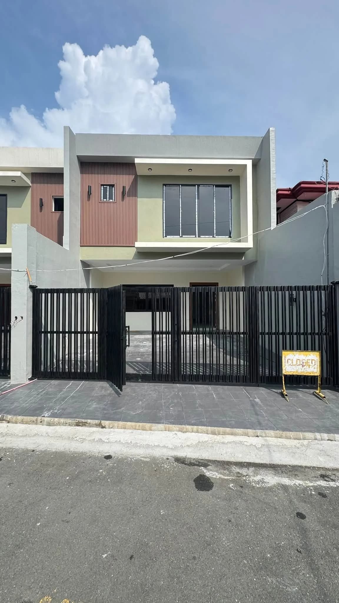 Brand New 4BR House and Lot For Sale in Sta. Cecilia Village, Las Piñas City — Photo 4