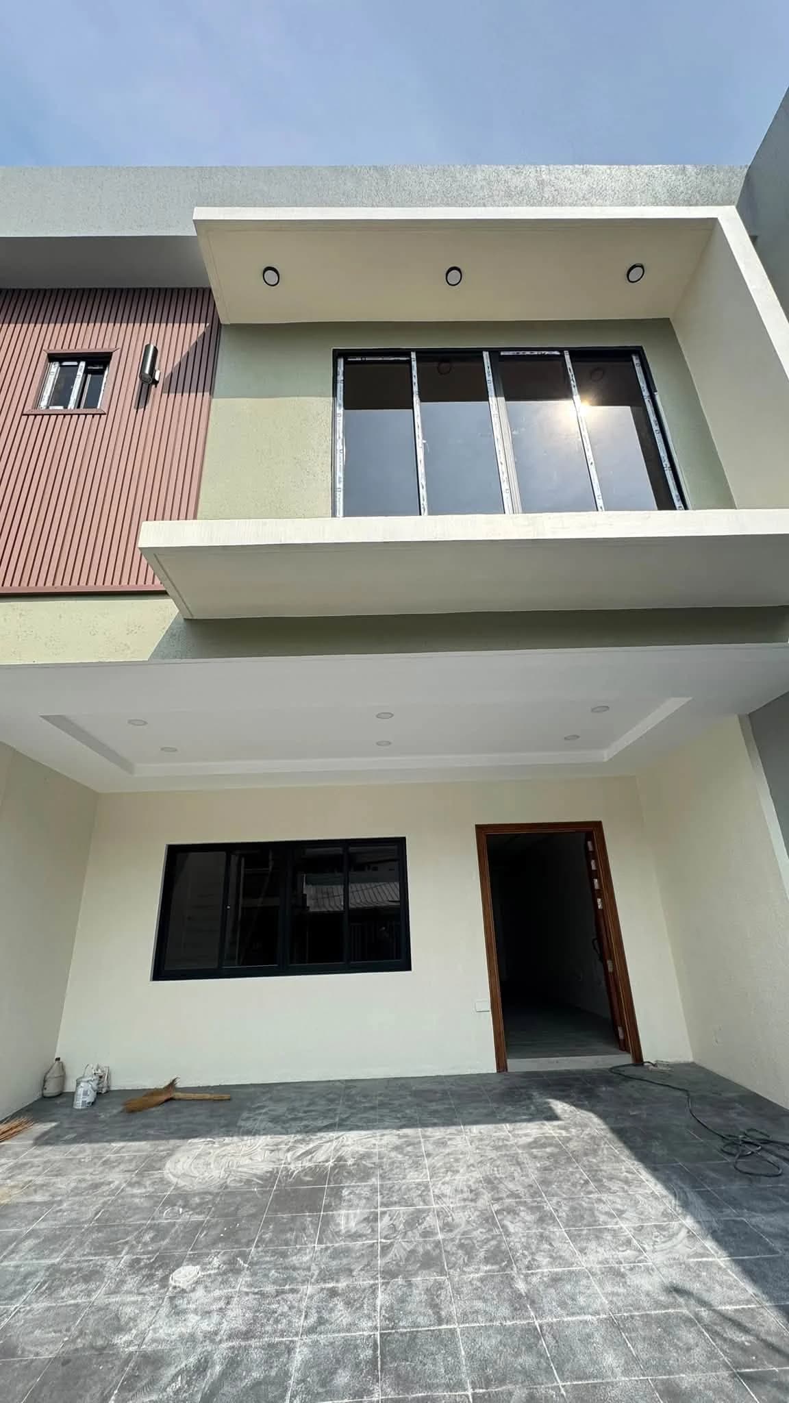 Brand New 4BR House and Lot For Sale in Sta. Cecilia Village, Las Piñas City — Photo 5