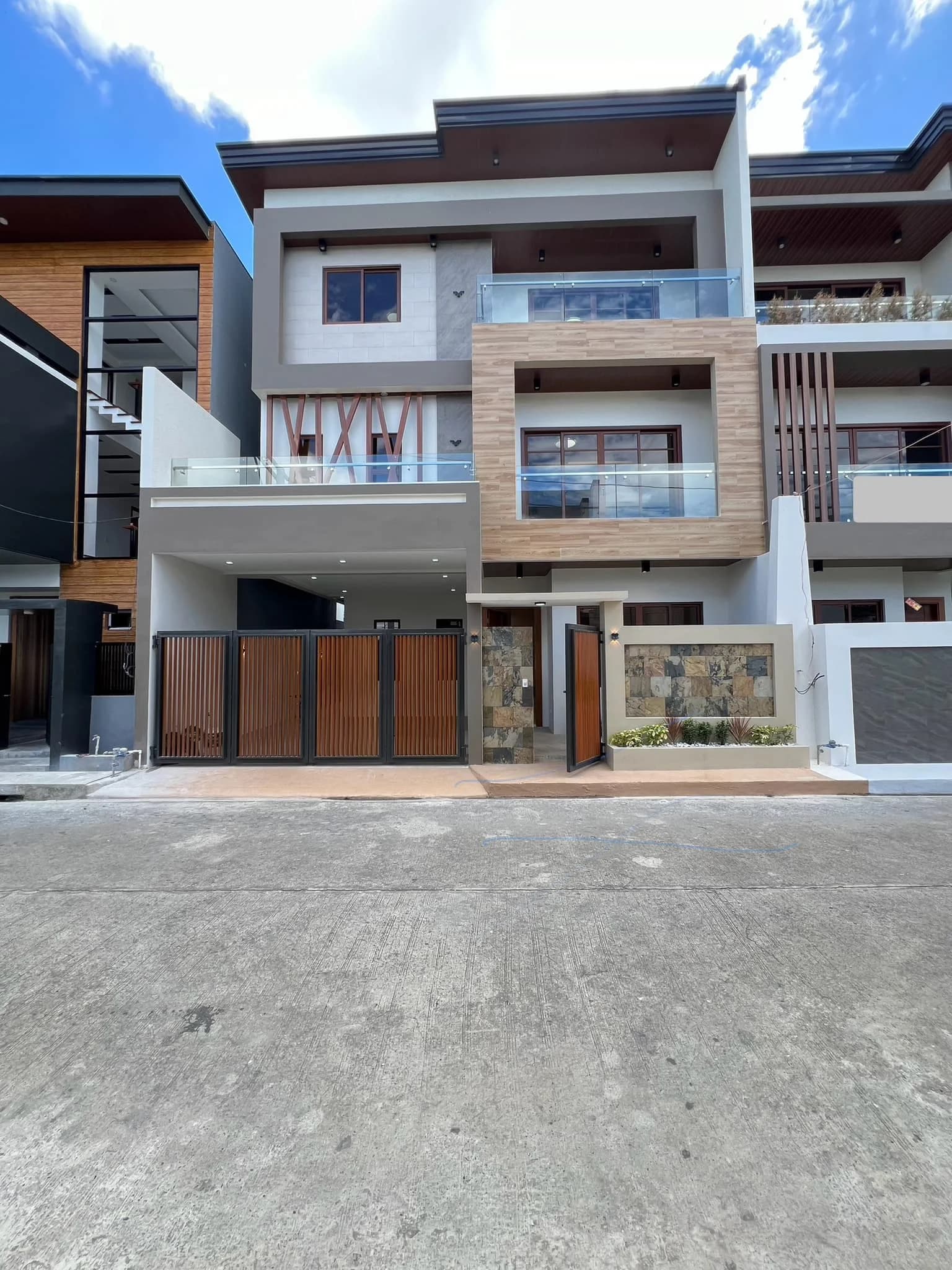 Brand New Modern 6BR House And Lot For Sale in Greenwoods Executive Village, Cainta, Rizal