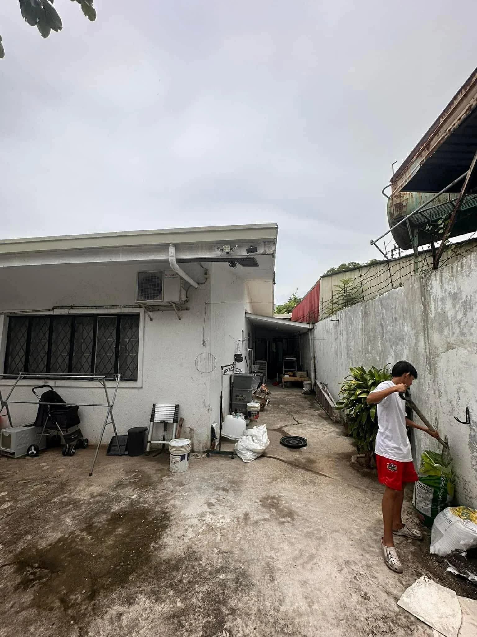 Rush Sale: Bungalow House and Lot For Sale in BF Resort Village, Las Piñas City