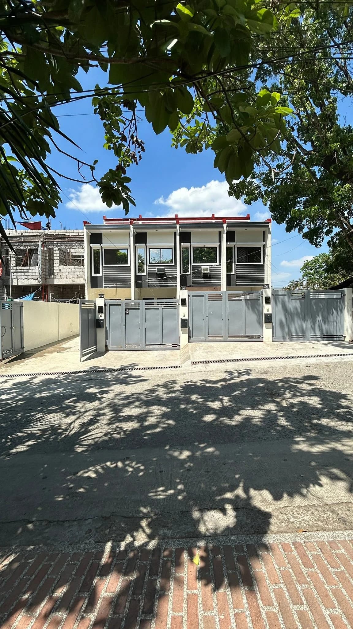 Brand New 3 Storey Townhouse For Sale in North Caloocan