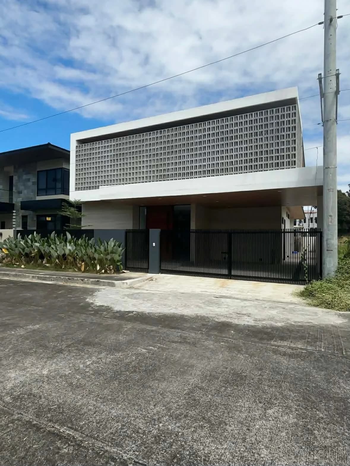 Brand New Modern Contemporary 4BR House and Lot For Sale in Dasmariñas, Cavite