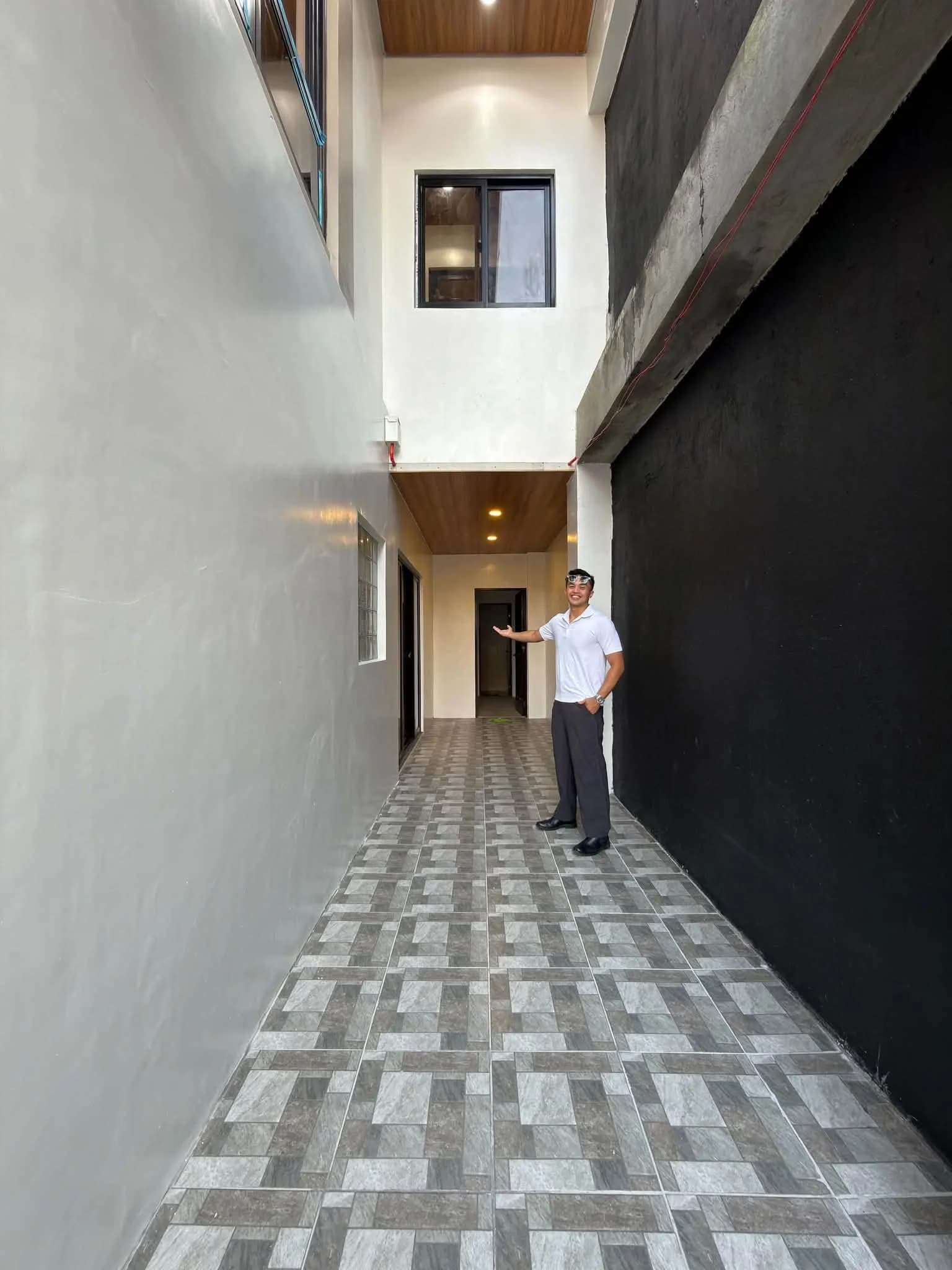 Brand New Modern 4BR House and Lot For Sale in Better Living Subd., Parañaque City — Photo 5