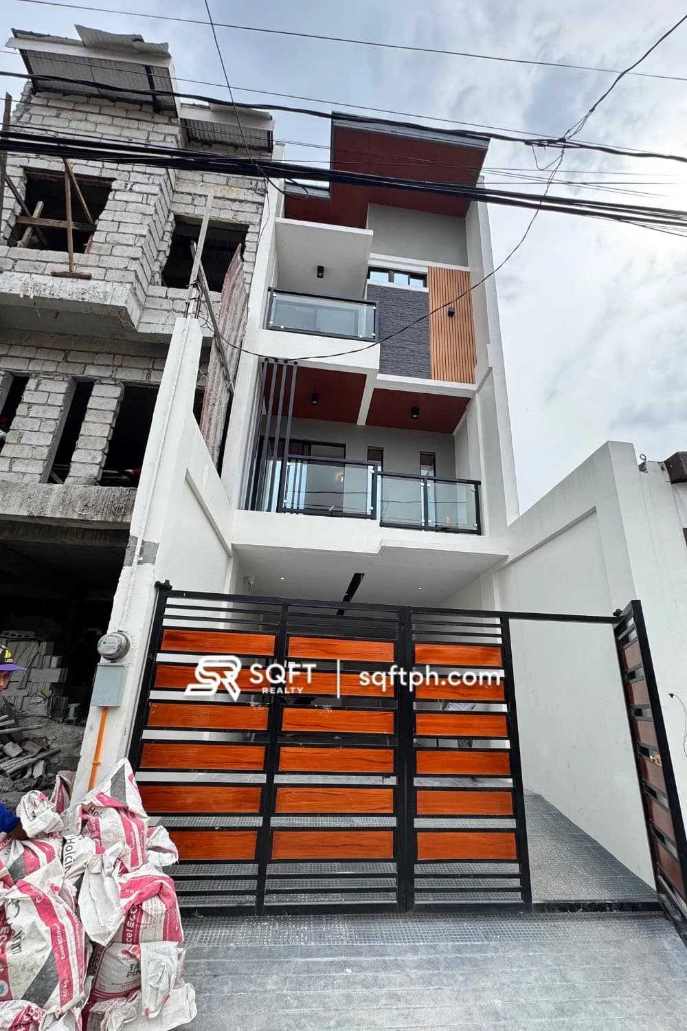 Brand New Modern Townhouse For Sale in Sucat, Parañaque City