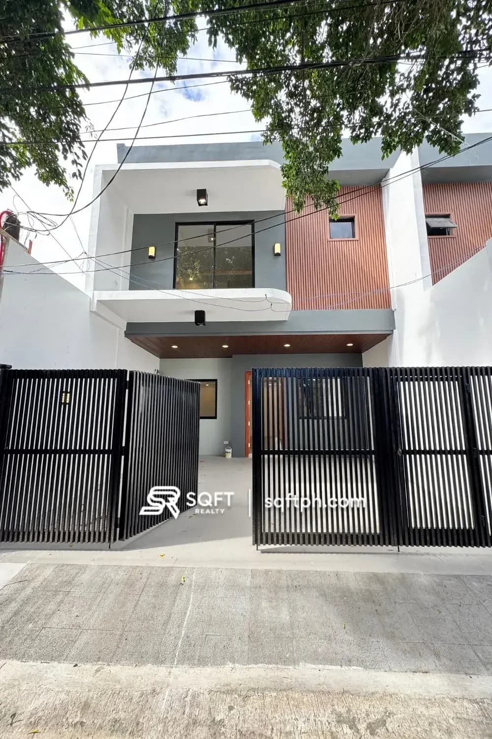Brand New Modern 4BR Duplex House And Lot For Sale in BF Resort Village, Las Pinas City