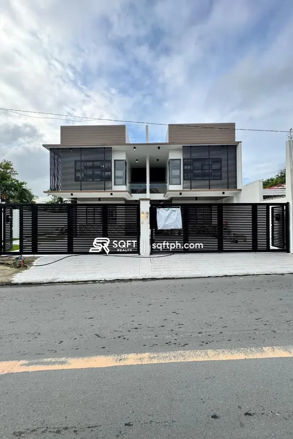 Stunning Brand New Corner House And Lot For Sale in Better Living Subdivision Parañaque City