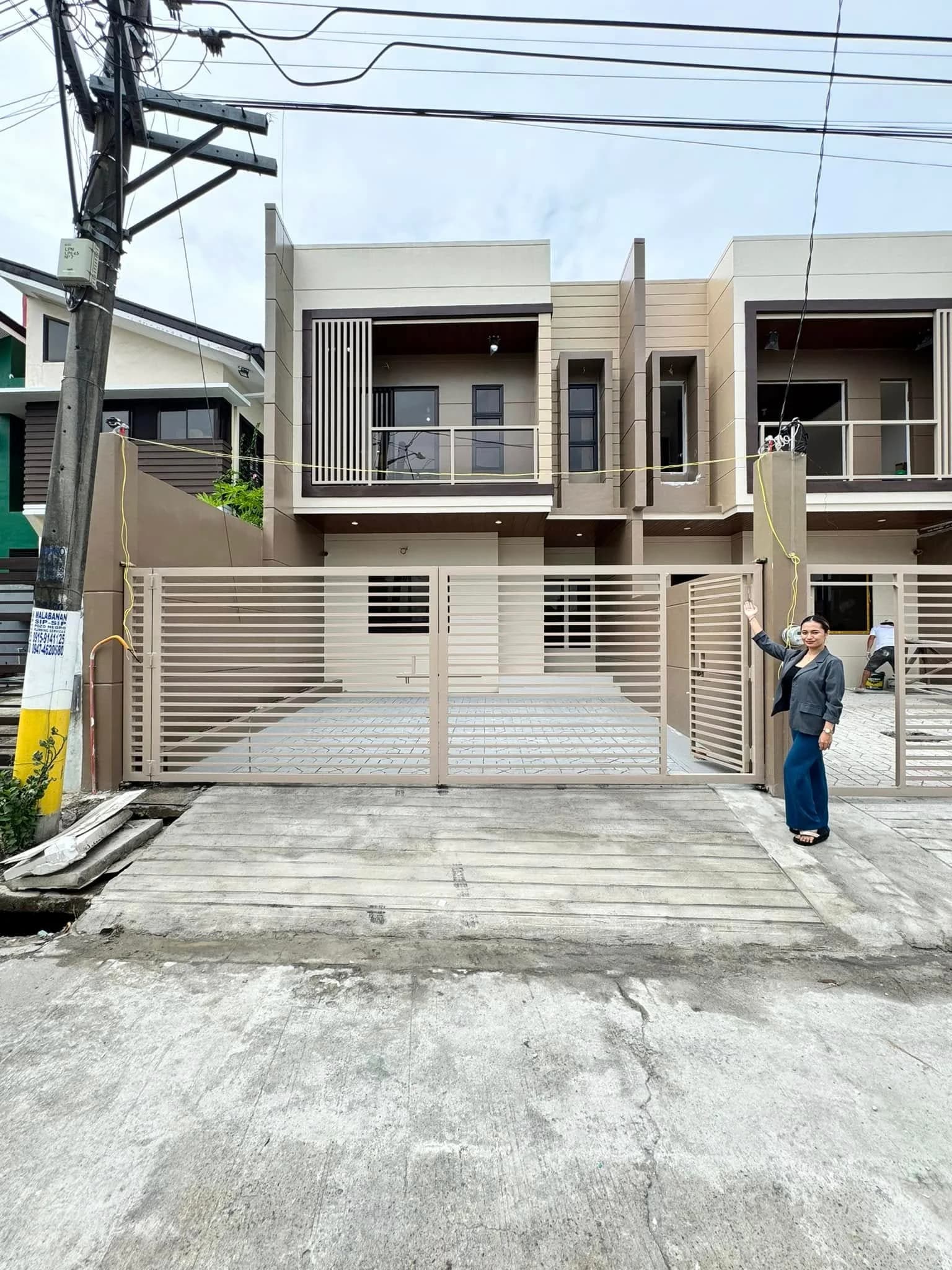 Brand New Modern Duplex House and Lot in Pilar Village, Las Piñas City