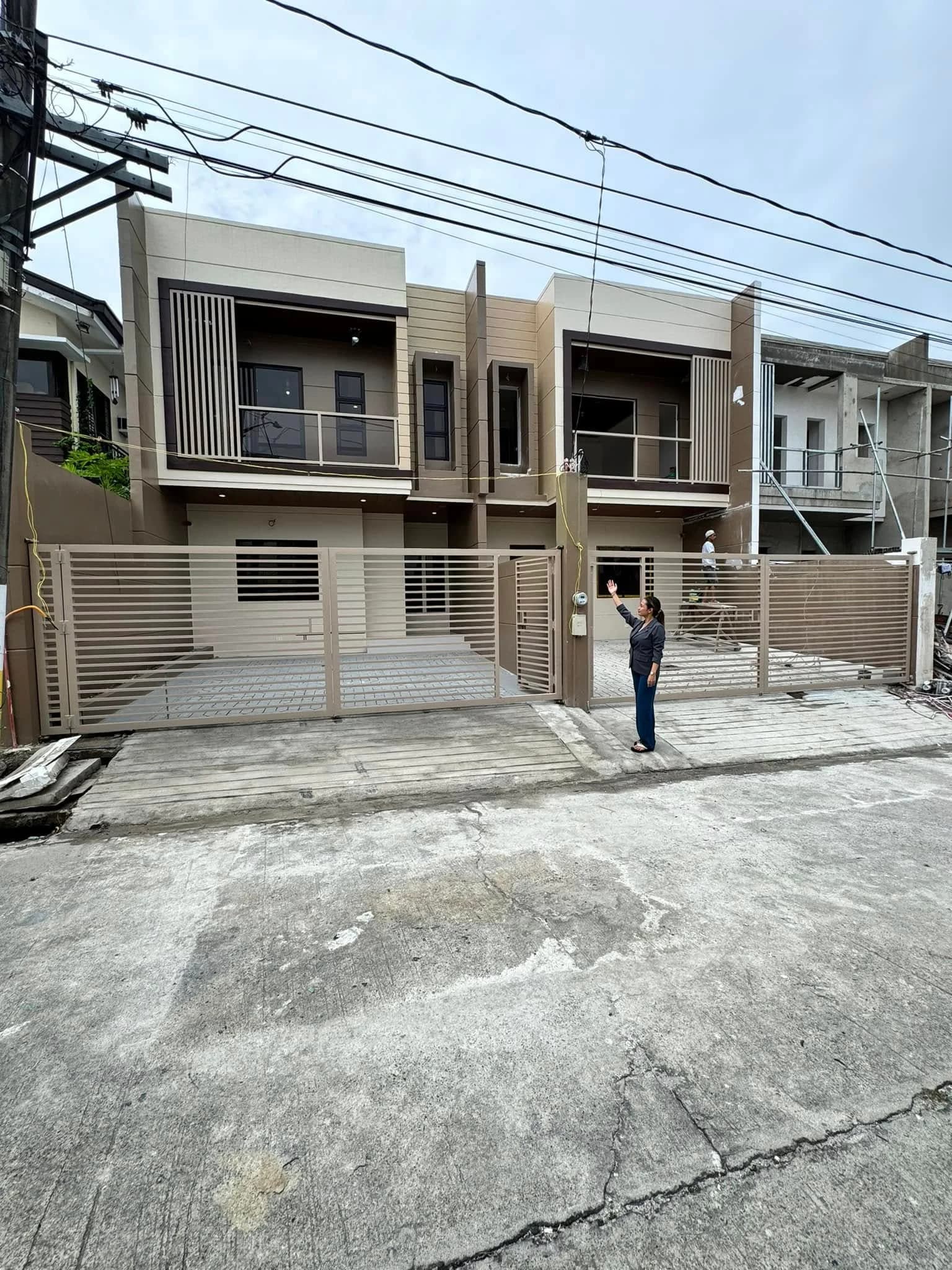 Brand New Modern Duplex House and Lot in Pilar Village, Las Piñas City