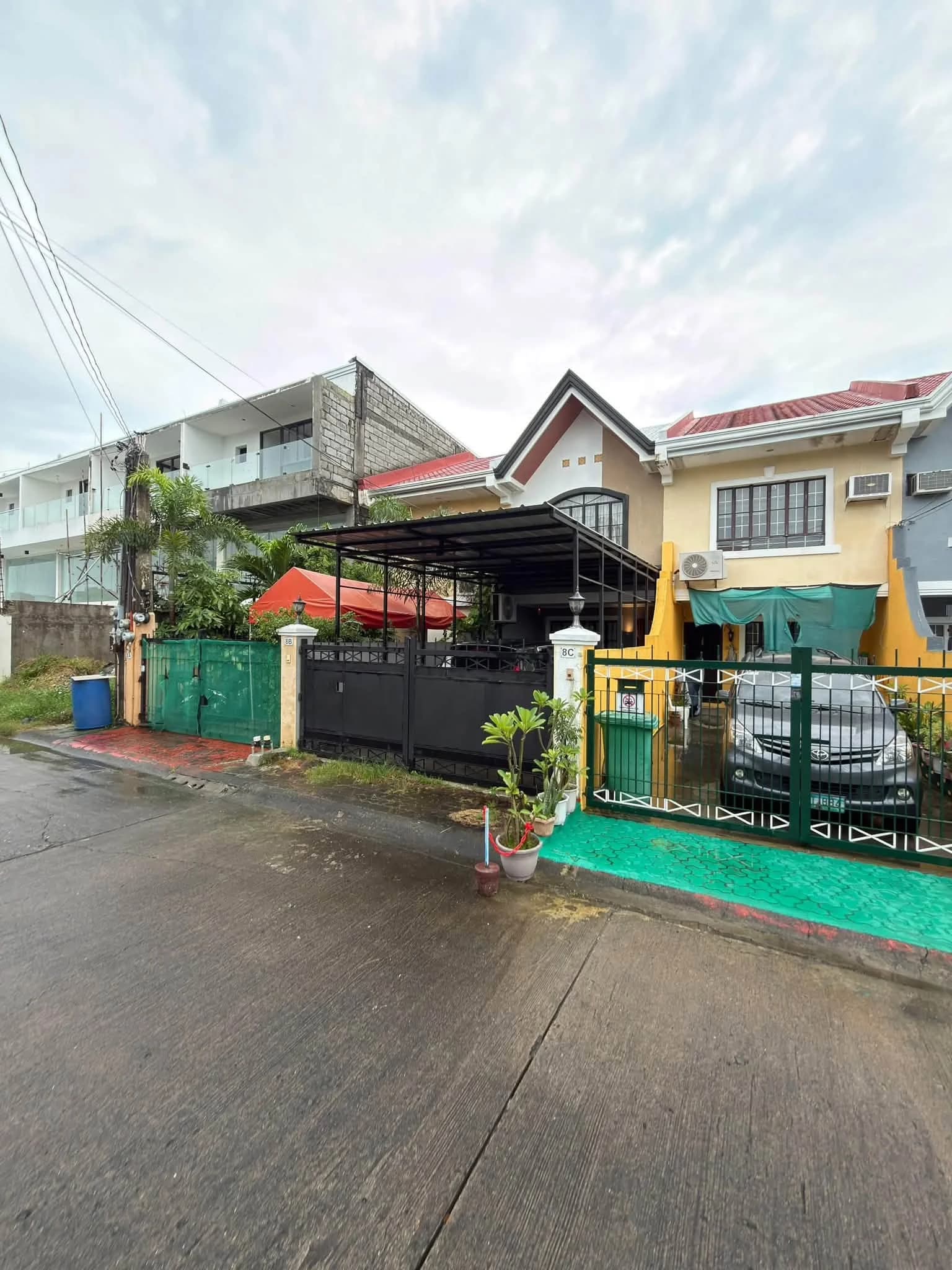 Spacious Resort-Style House & Lot For Sale in BF Resort Village, Las Piñas City – With Private Pool! — Photo 2