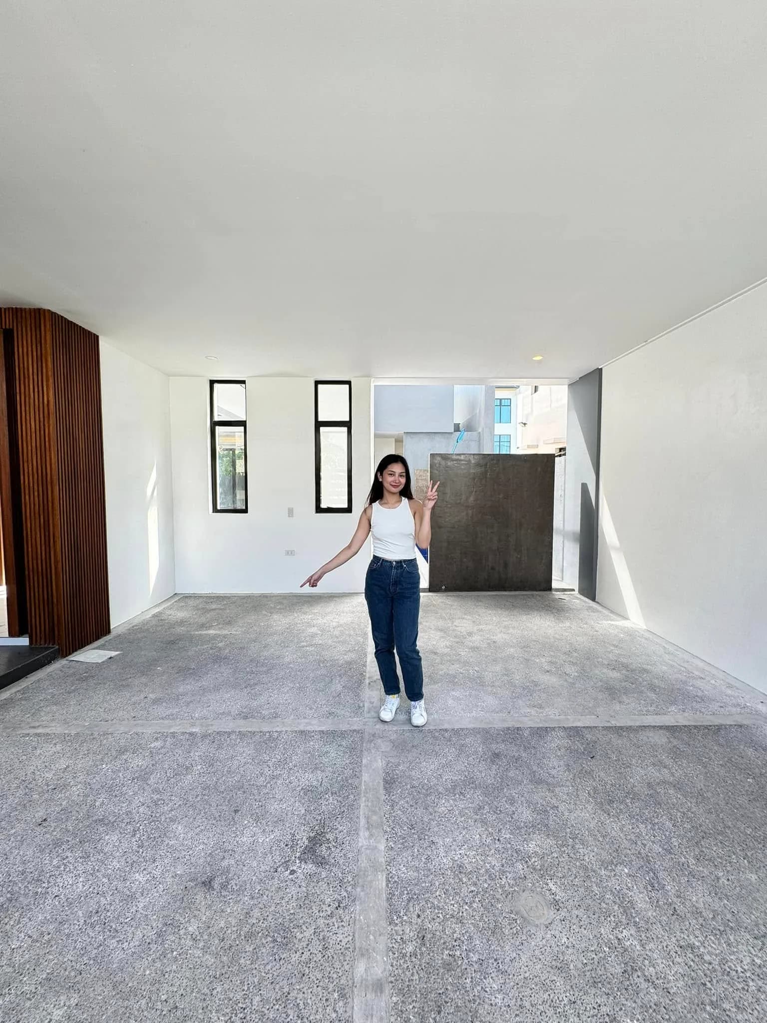 Brand New Modern 6BR House and Lot w/Pool in Greenwoods Executive Village, Cainta