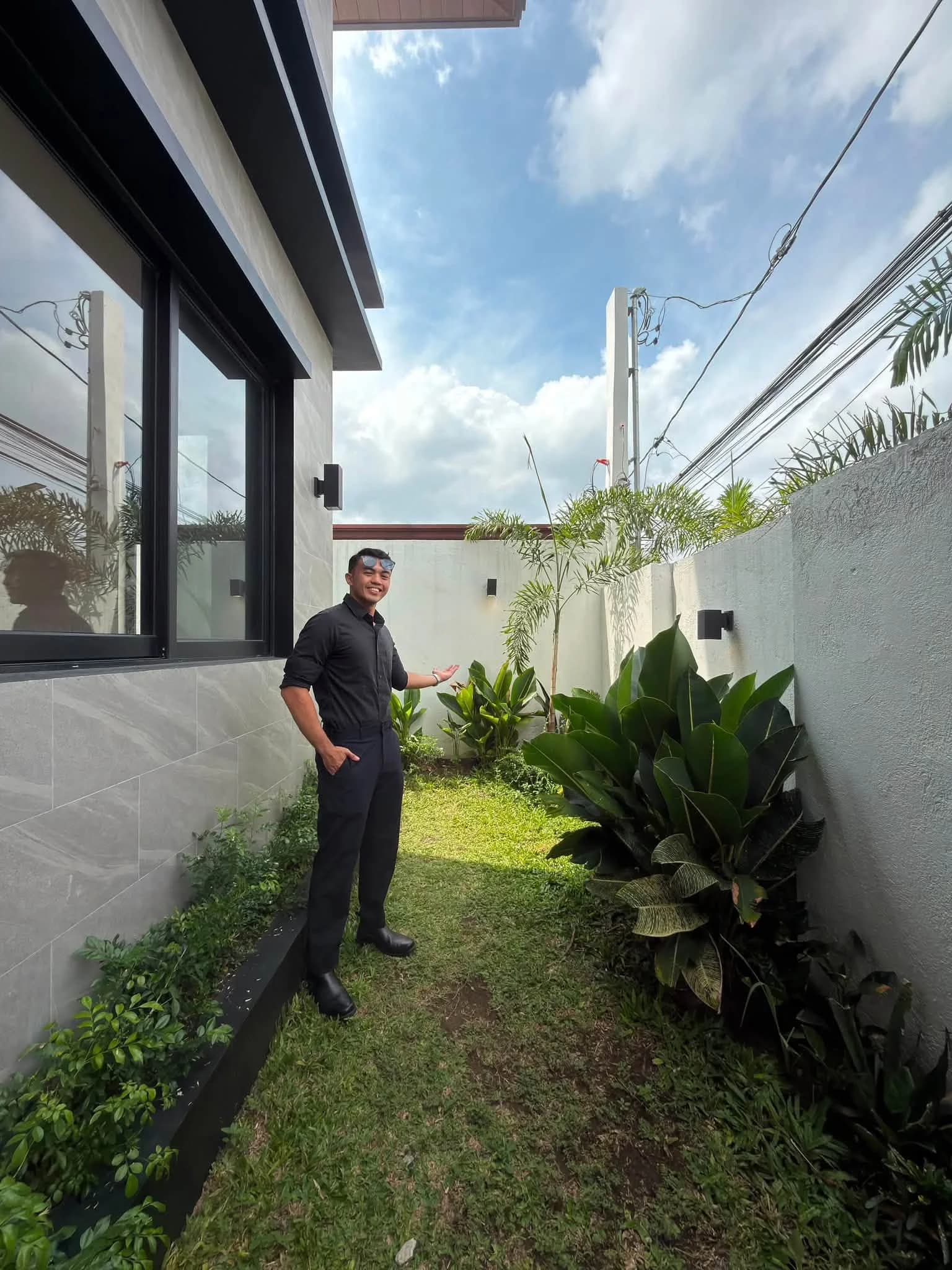 Brand New Modern Luxury House for Sale in BF Homes, Parañaque — Photo 5