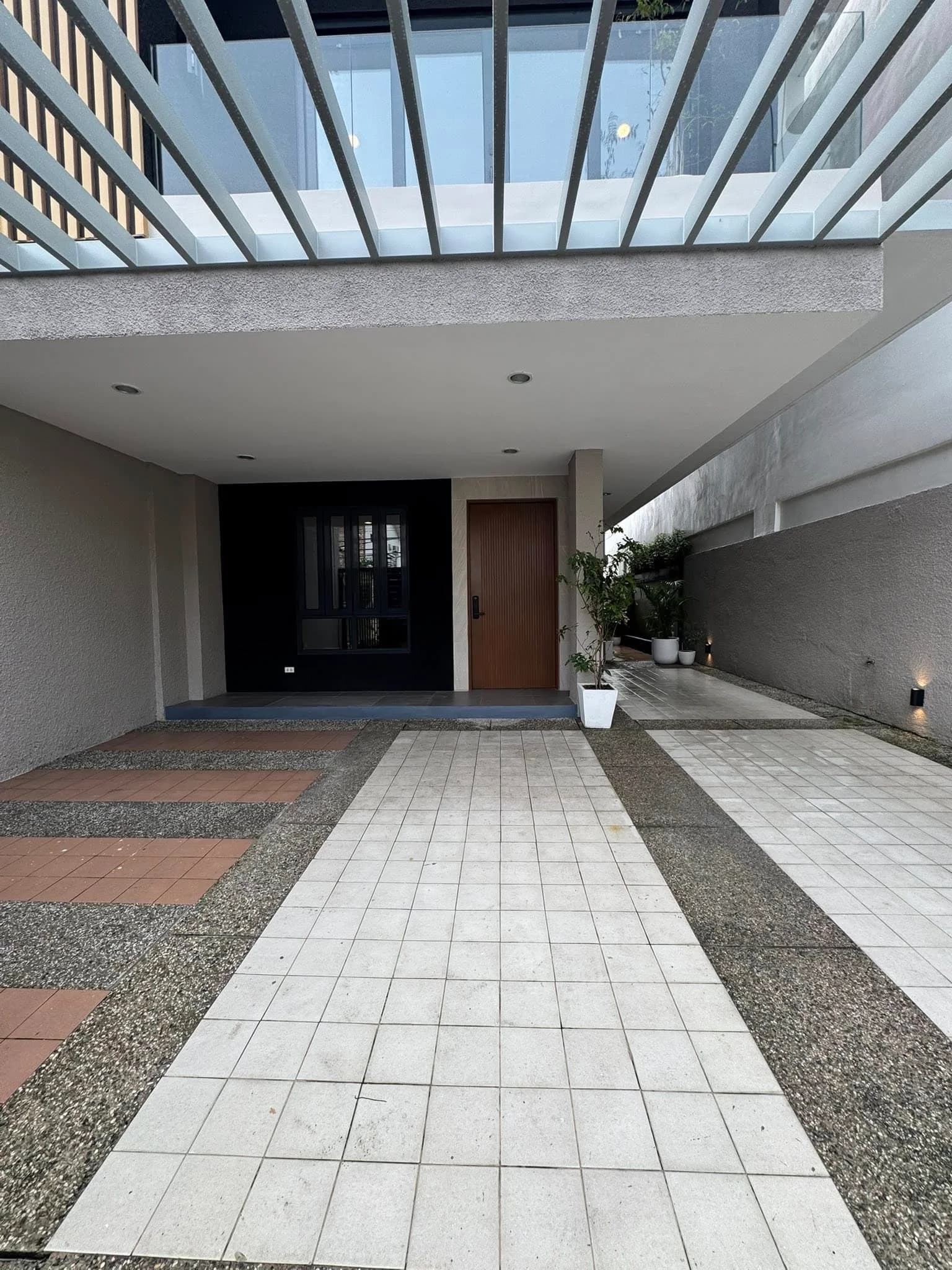 Brand New Modern 4BR House & Lot with Lift in AFPOVAI, Taguig City