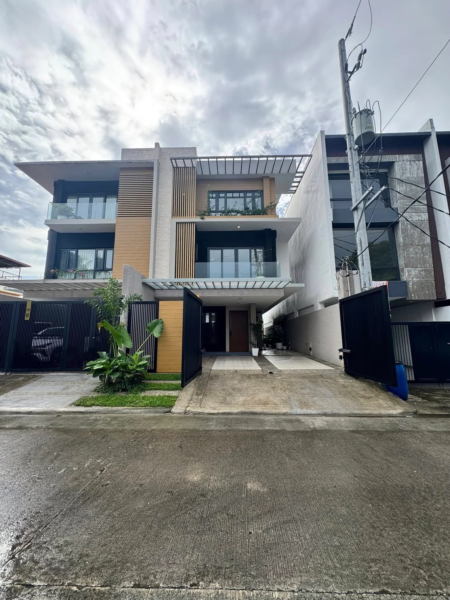 Brand New Modern 4BR House & Lot with Lift in AFPOVAI, Taguig City