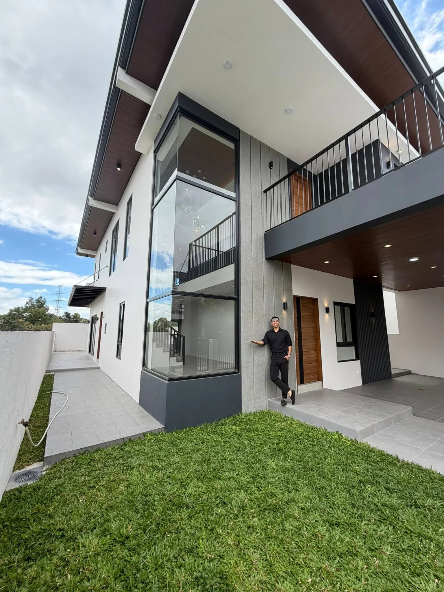 Brand New Modern House For Sale in Jubilation South, Biñan, Laguna
