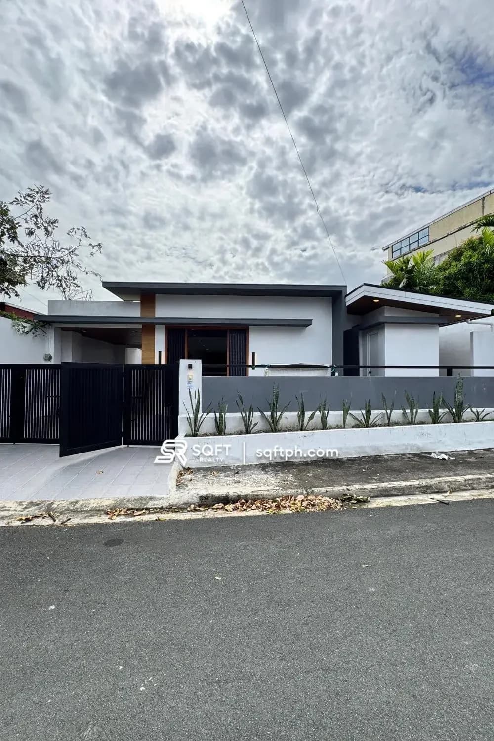 Brand New Modern Bungalow For Sale BF Homes Almanza, Las Piñas City