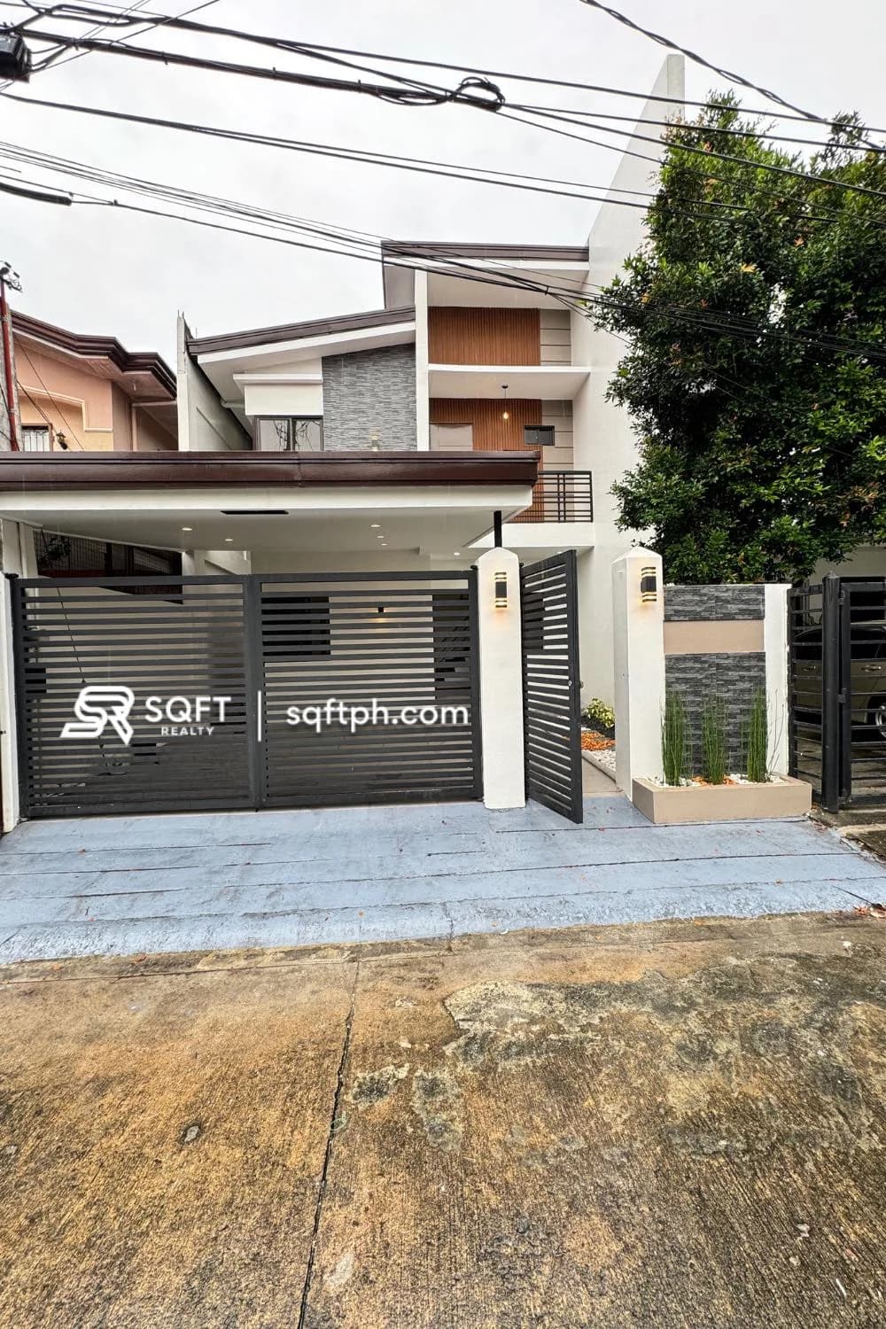 Newly Built Modern 4BR House And Lot For Sale in BF Resort Village Las Pinas City