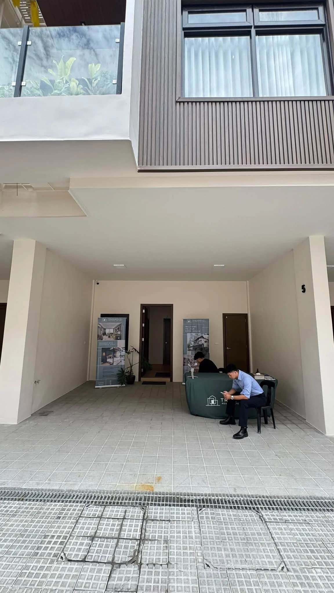 Brand New Modern 4BR Townhouse for Sale in New Zañiga, Mandaluyong City — Photo 5