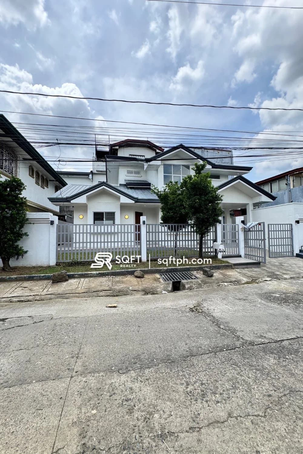 Modern Contemporary House and Lot for Sale in New Intramuros Village, Commonwealth Ave. Diliman, Quezon City
