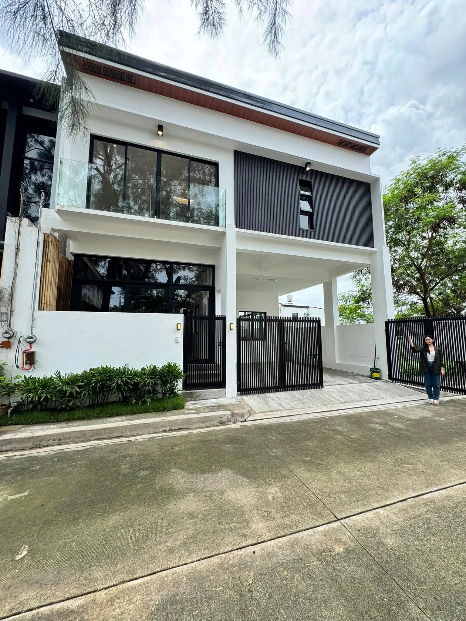 Brand New Elegant House and Lot For Sale in Greenwoods Executive Village