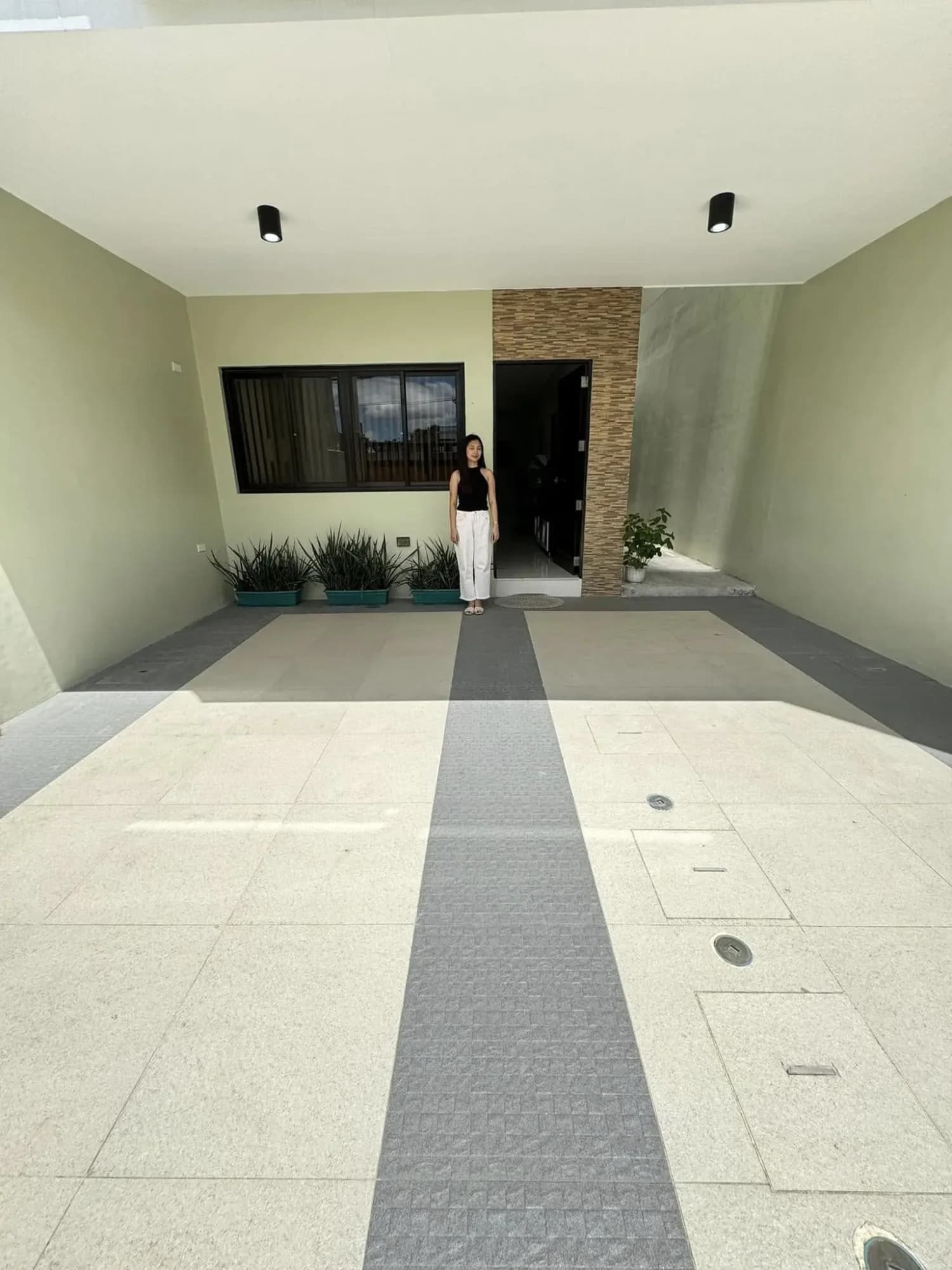 Brand New Modern House and Lot with Stunning Roof Deck (Duplex) For Sale in Racho Estate 2, Marikina City