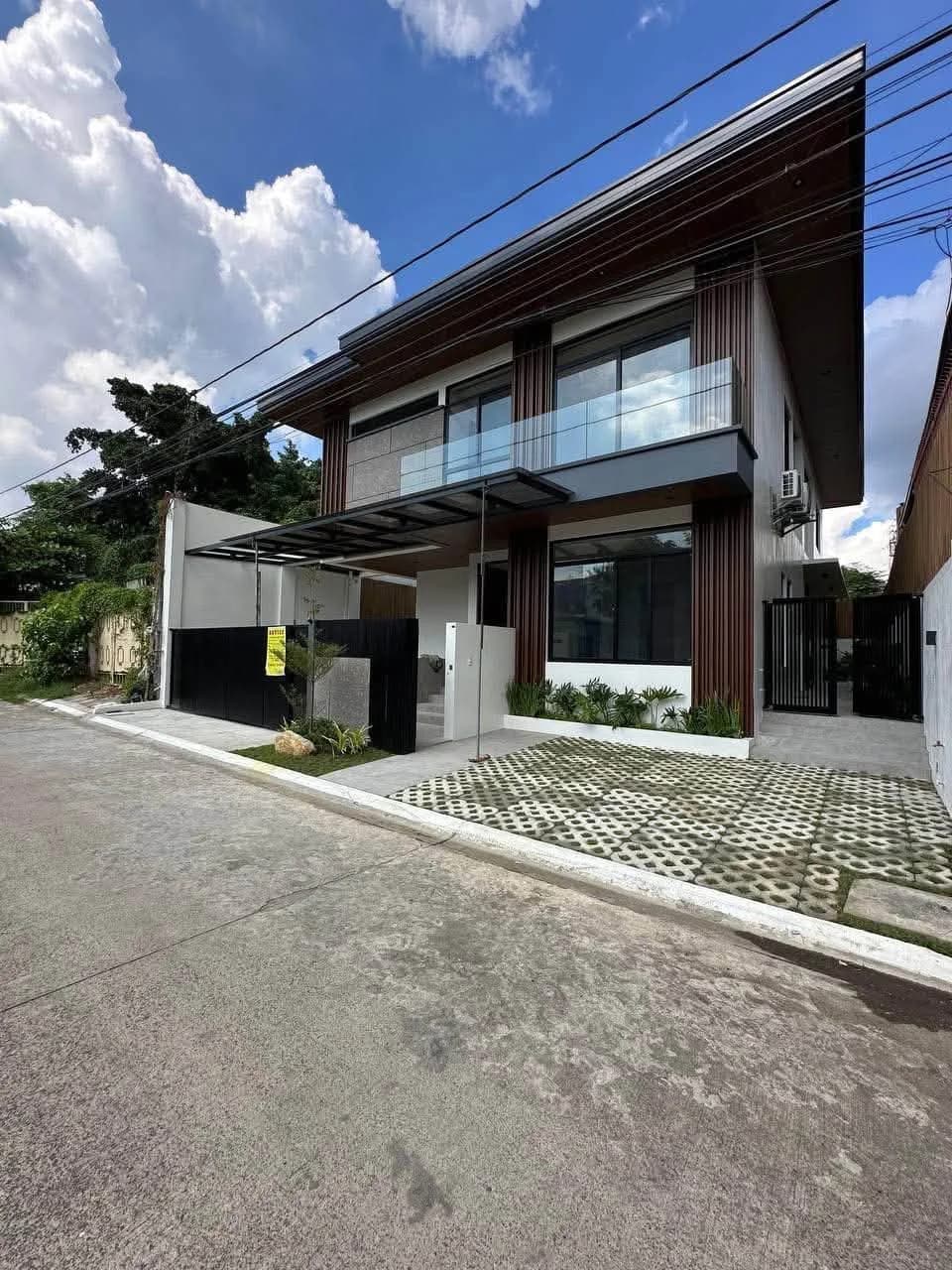 Brand New Elegant 5BR Home For Sale in BF Homes, Parañaque City — Photo 4