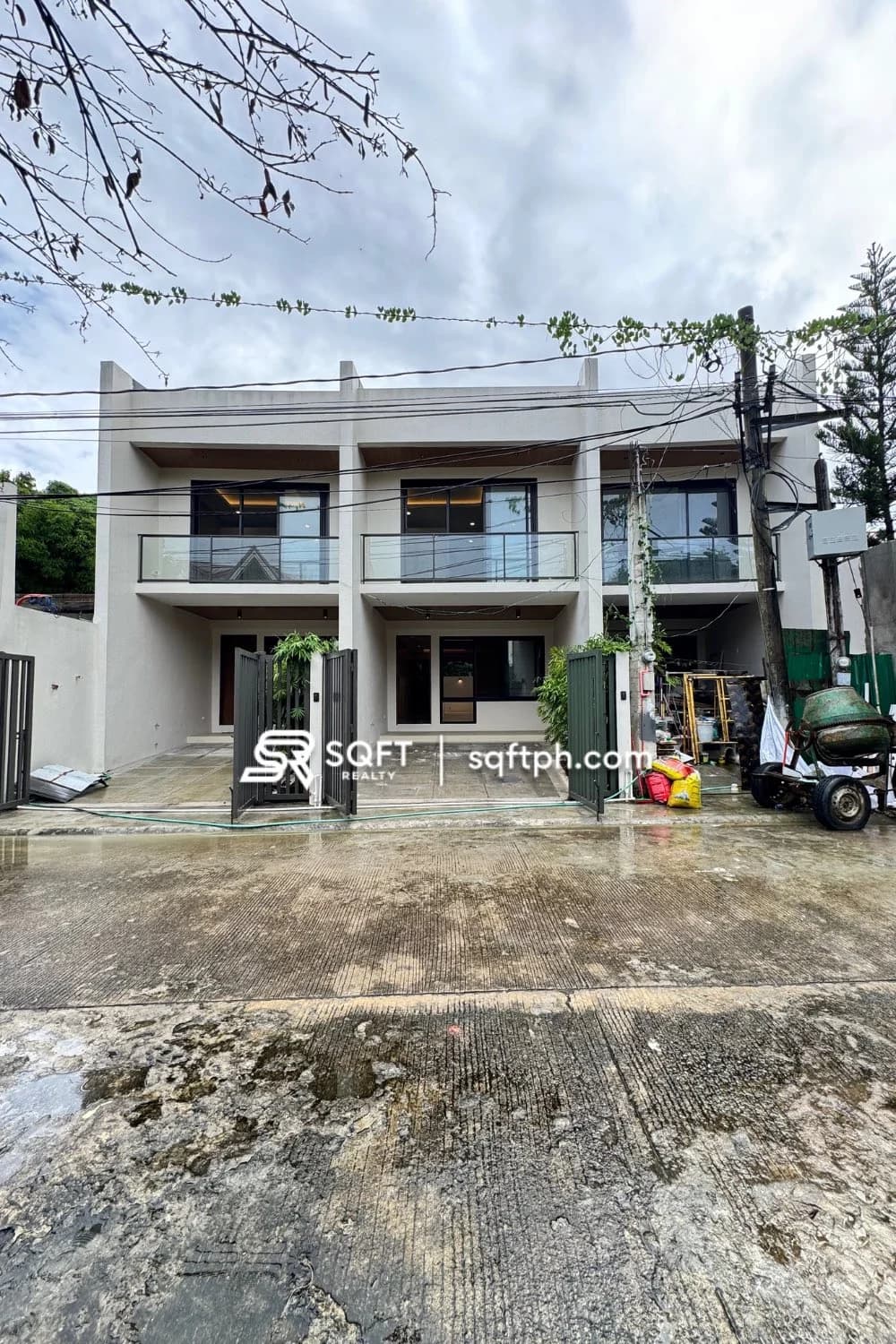 Brand New Elegant Townhouse For Sale in Better Living Subdivision Parañaque City ( New Price Update! )