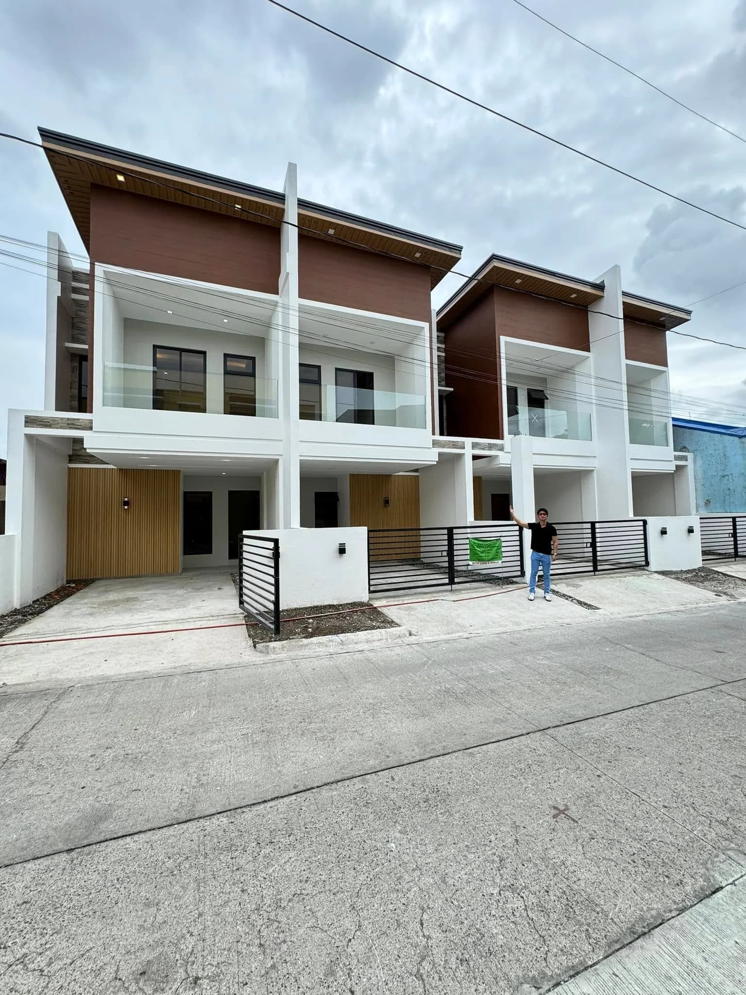 Brand New Modern Contemporary 4BR House And Lot in Town and Country West, Molino 3, Bacoor, Cavite