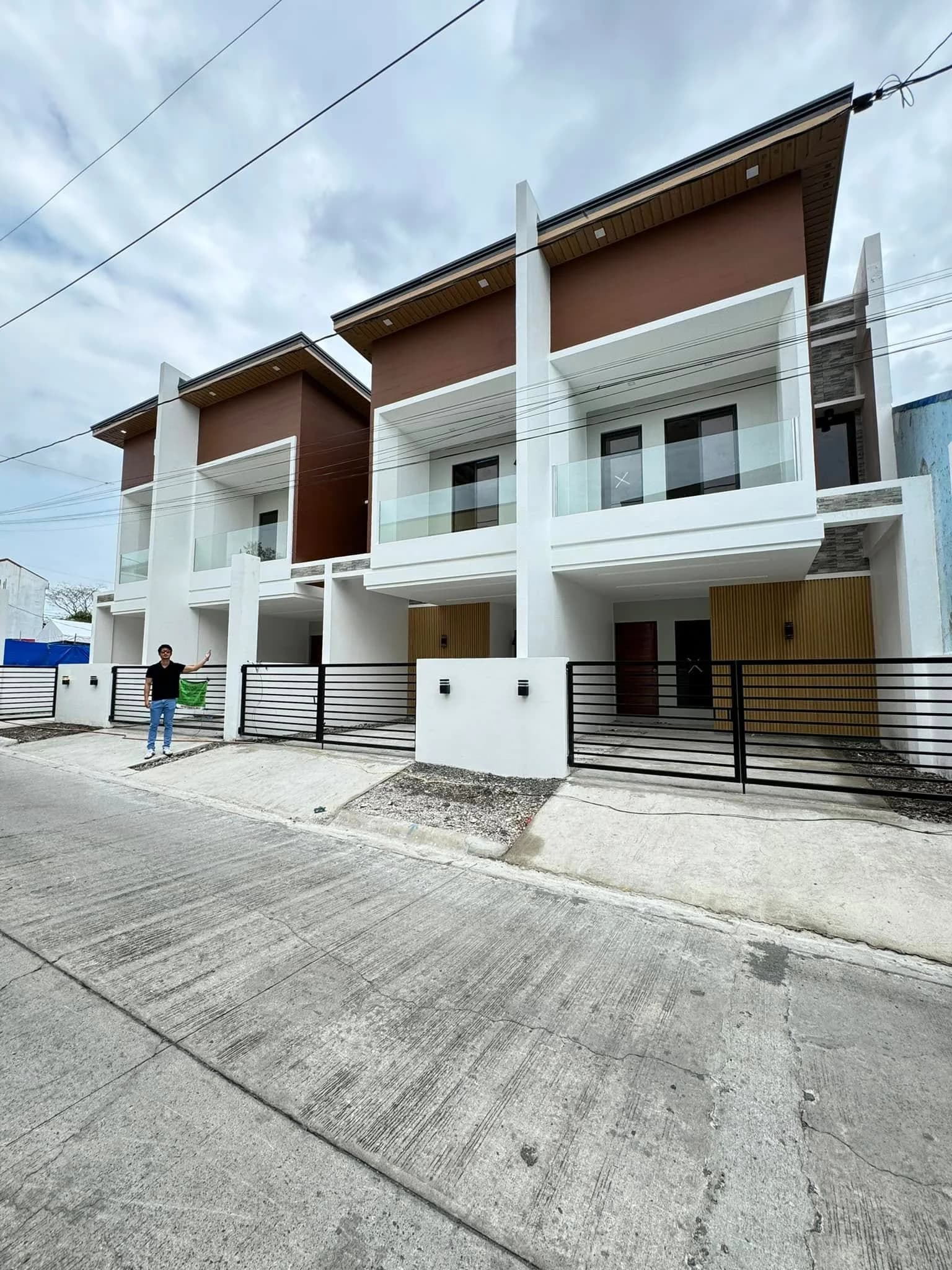 Brand New Modern Contemporary 4BR House And Lot in Town and Country West, Molino 3, Bacoor, Cavite