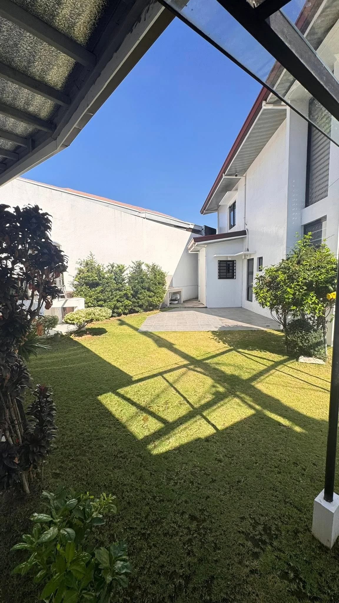 Spacious 4BR House and Lot For Sale in BF Homes, Parañaque City — Photo 4