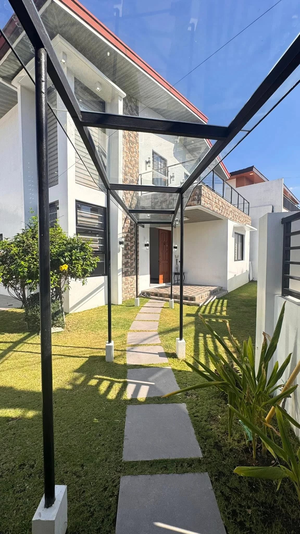 Spacious 4BR House and Lot For Sale in BF Homes, Parañaque City — Photo 5