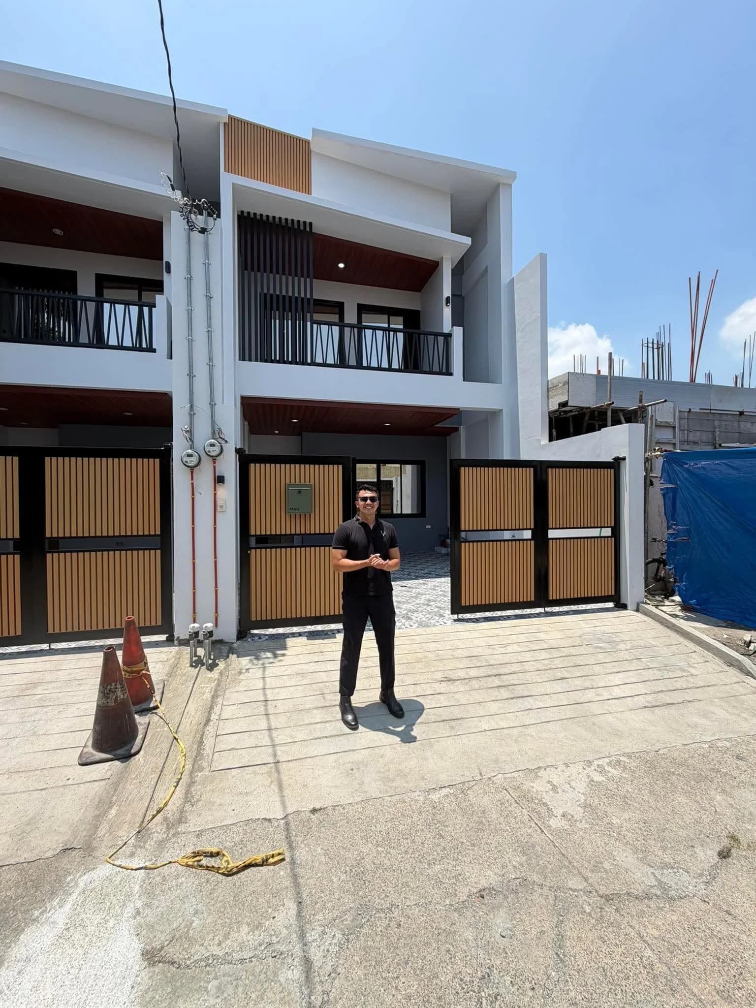Brand New Modern Duplex For Sale in Better Living Subd., Parañaque City — Photo 3