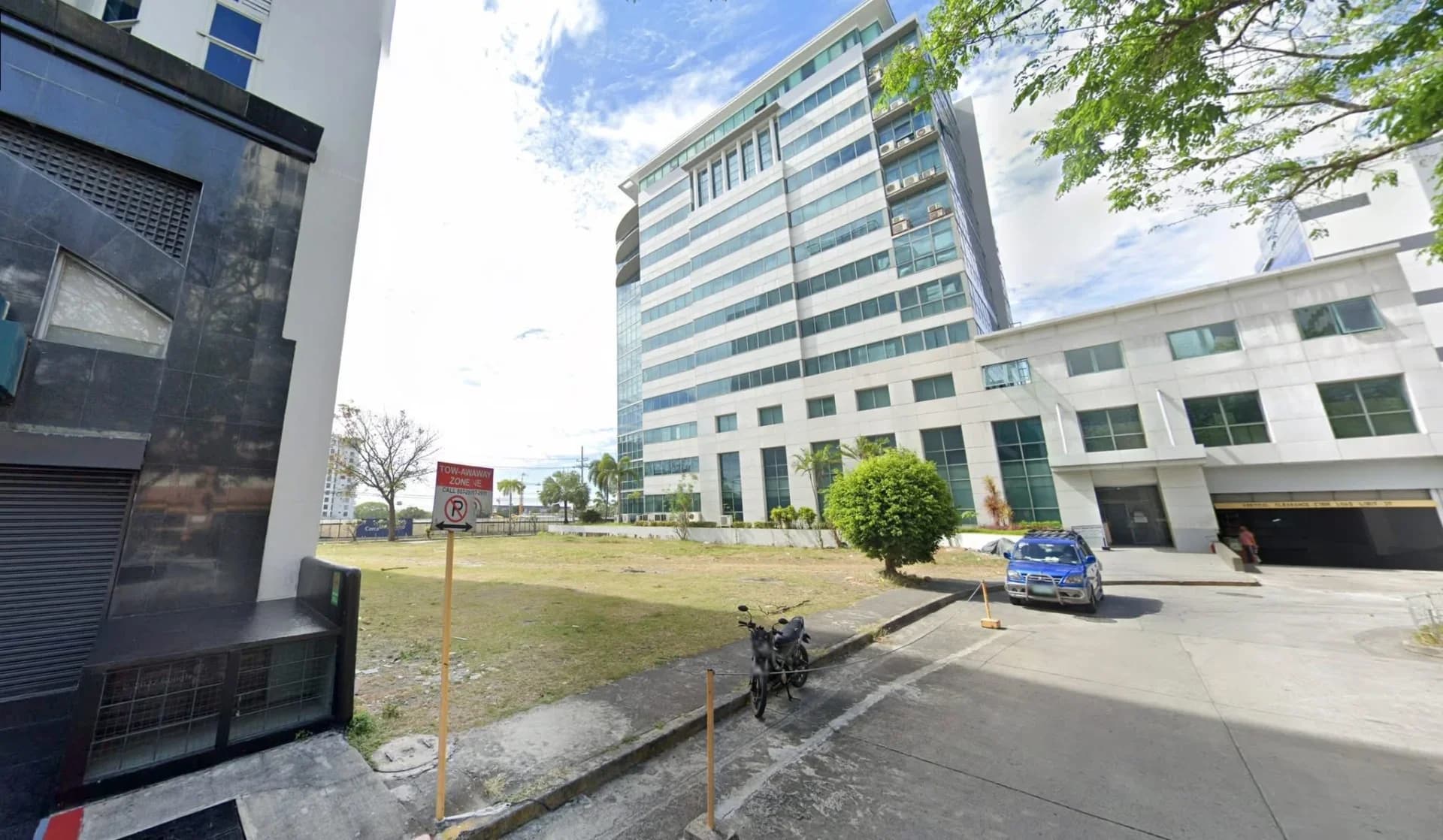 Vacant Lot for Sale in Madrigal Business Park, Alabang, Muntinlupa City