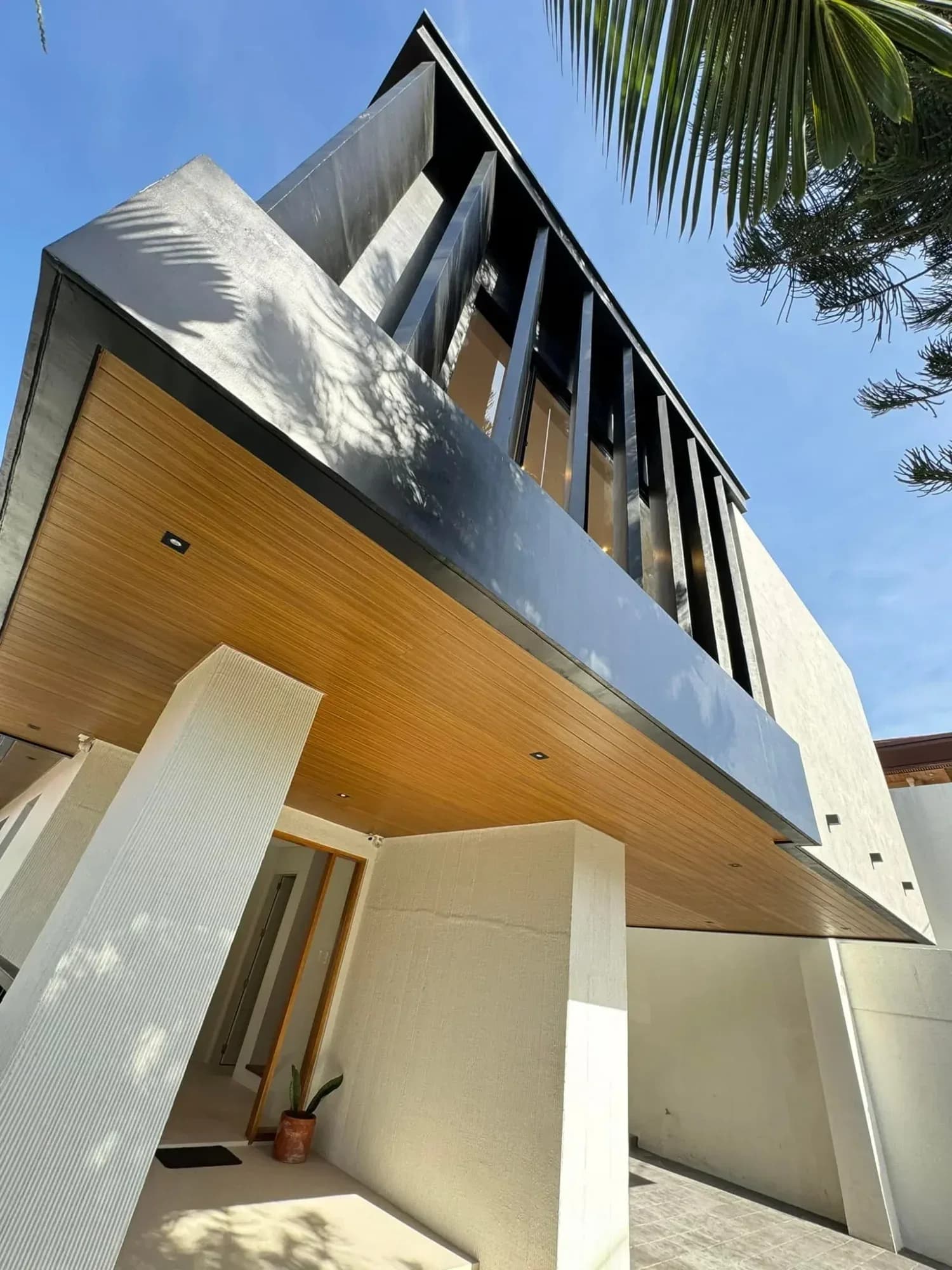 Brand New Modern Minimalist House and Lot For Sale in BF Resort Village, Las Piñas City
