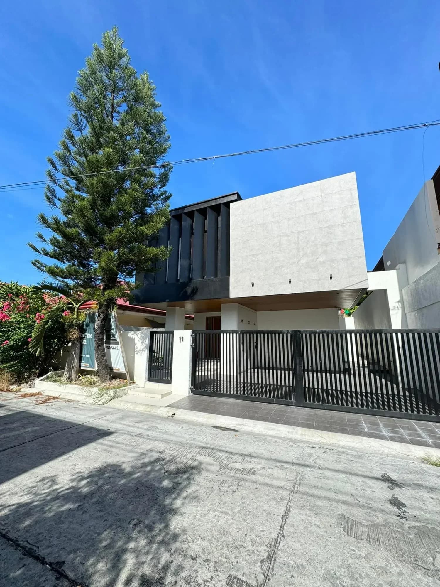 Brand New Modern Minimalist House and Lot For Sale in BF Resort Village, Las Piñas City