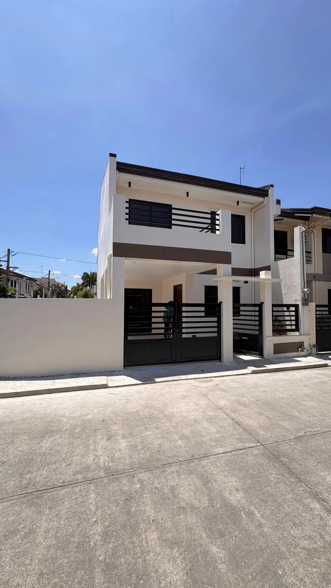 Brand New Modern 3BR House And Lot For Sale in Kawit, Cavite — Photo 2