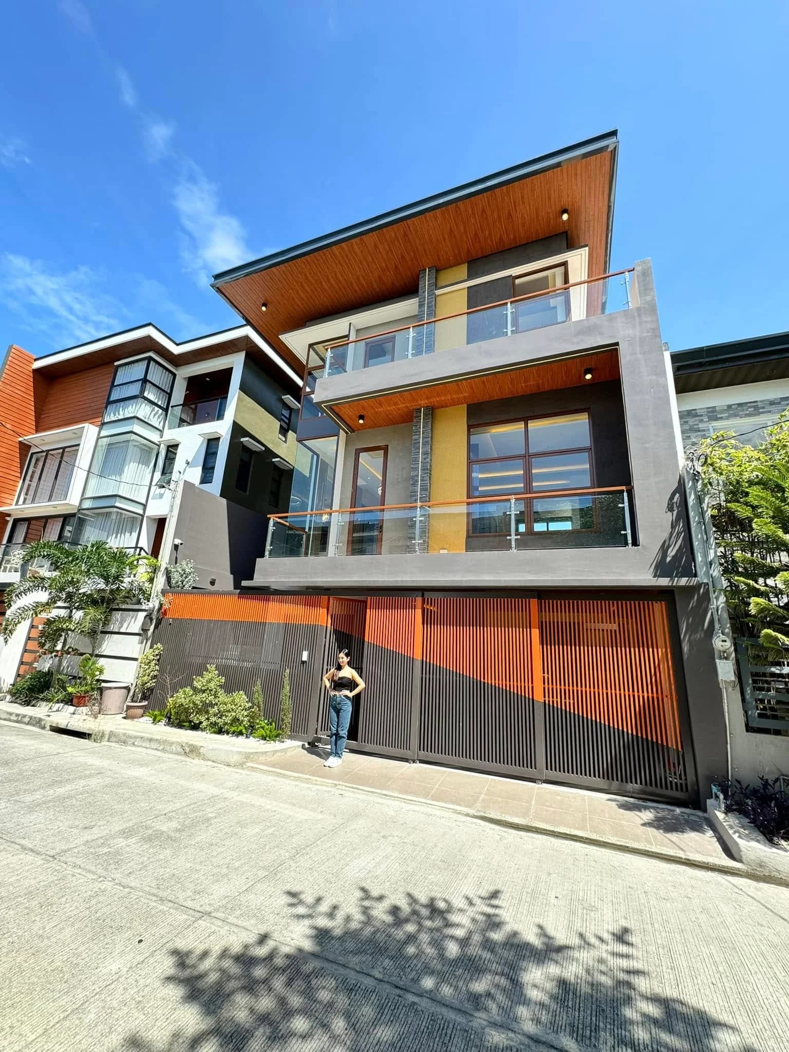 Brand New Exquisite 5BR House and Lot with Pool in Greenwoods Executive Village, Cainta, Rizal
